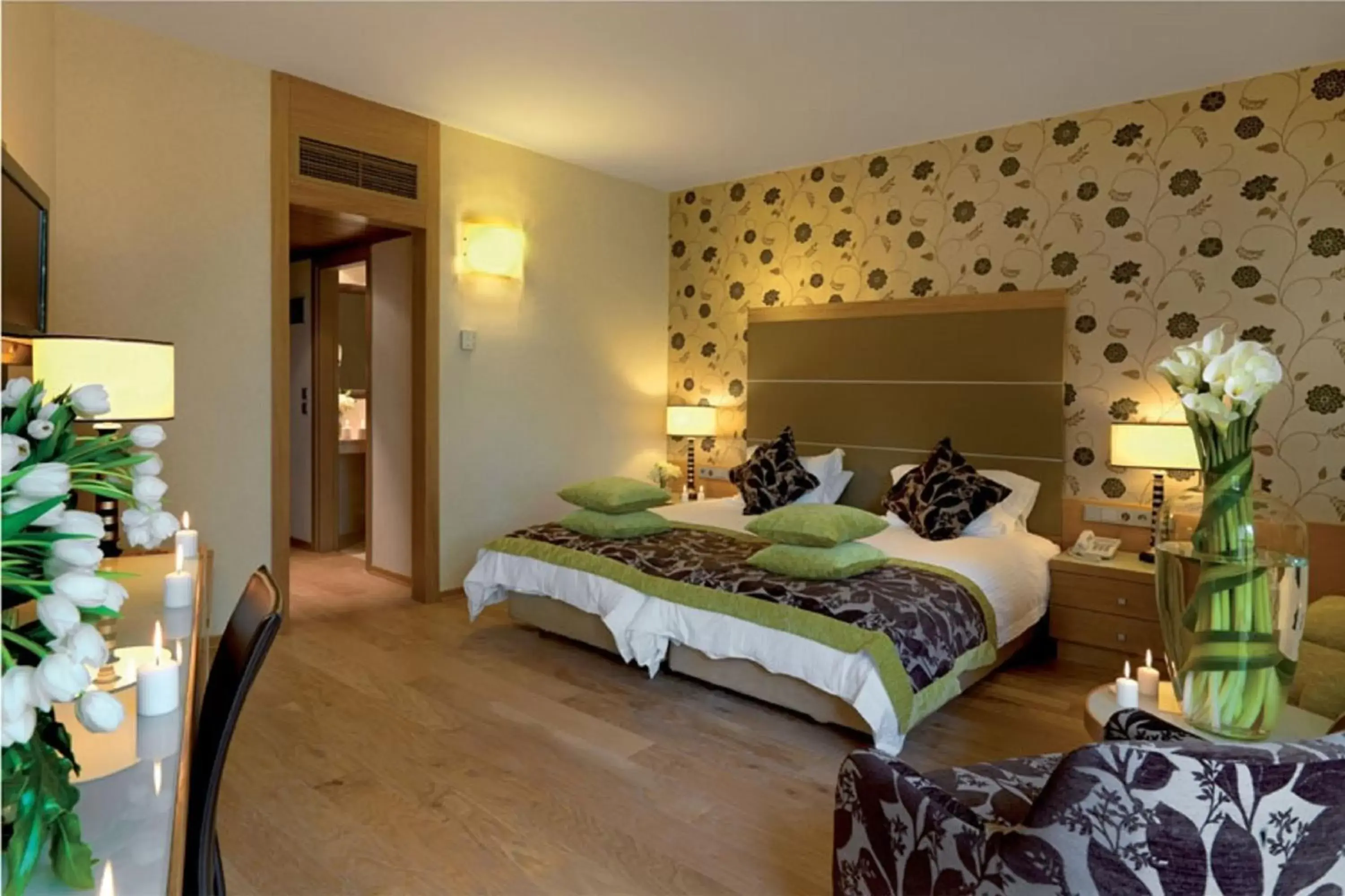 Bed in Divani Meteora Hotel