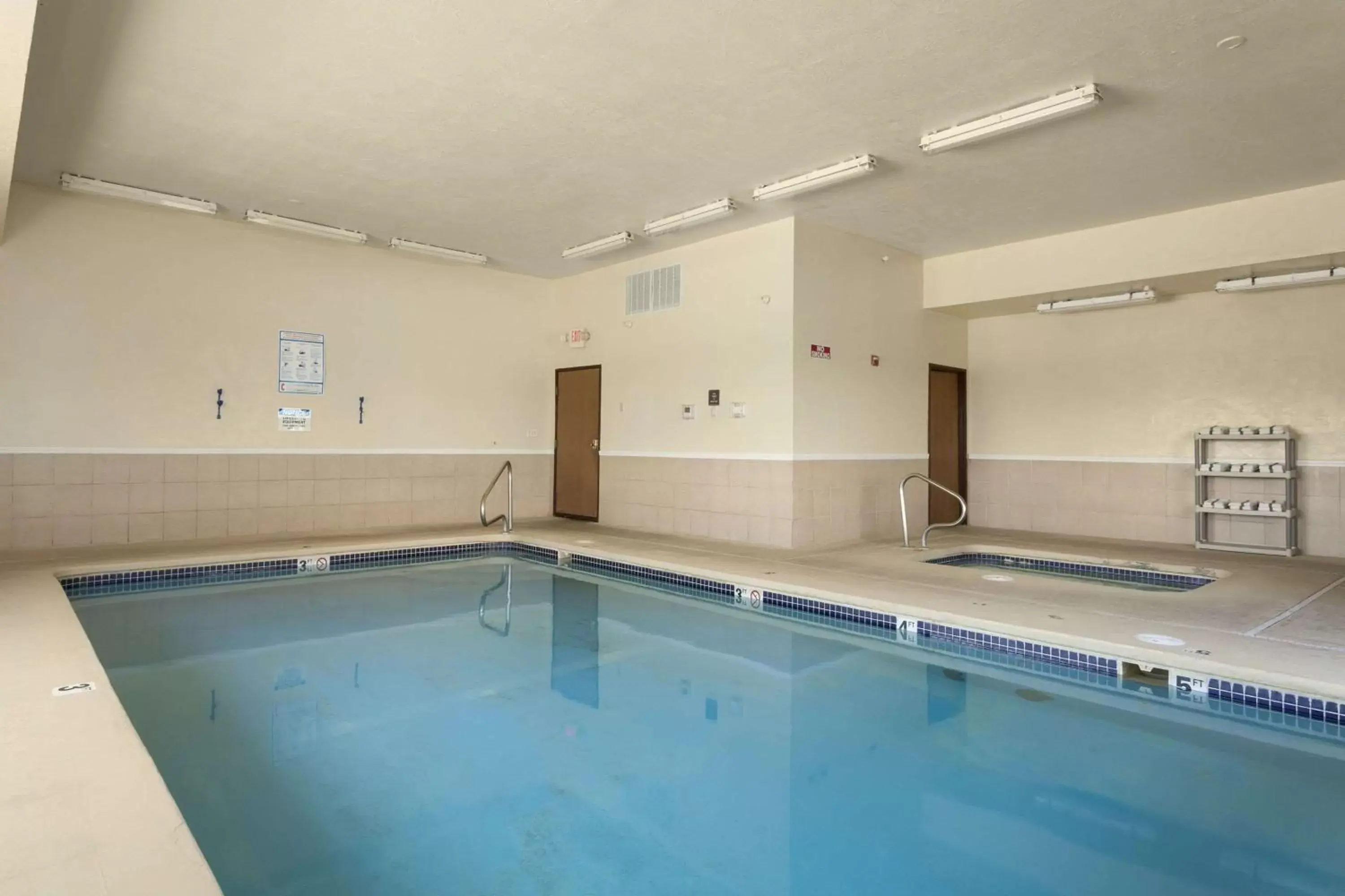 On site, Swimming Pool in Days Inn by Wyndham Jefferson City