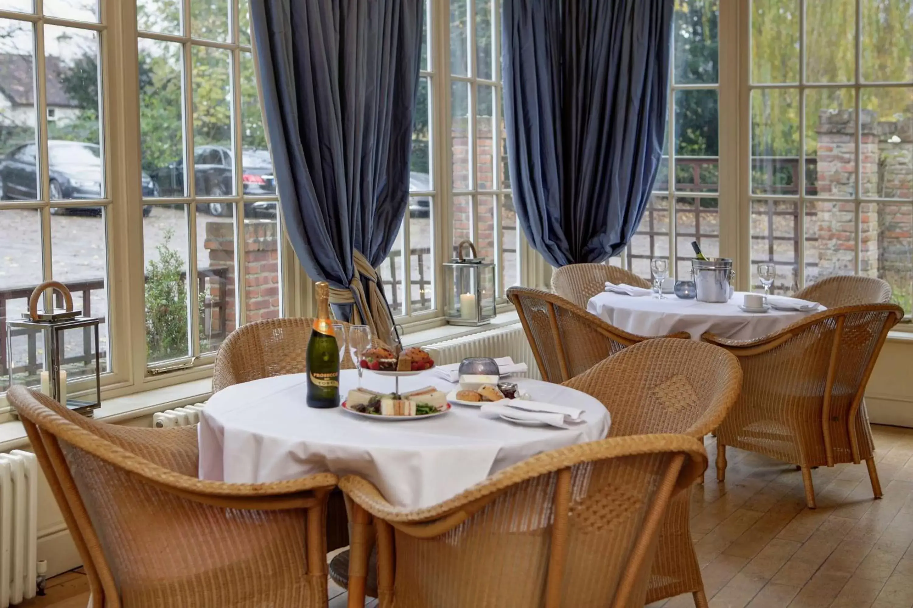 Restaurant/Places to Eat in Risley Hall Hotel