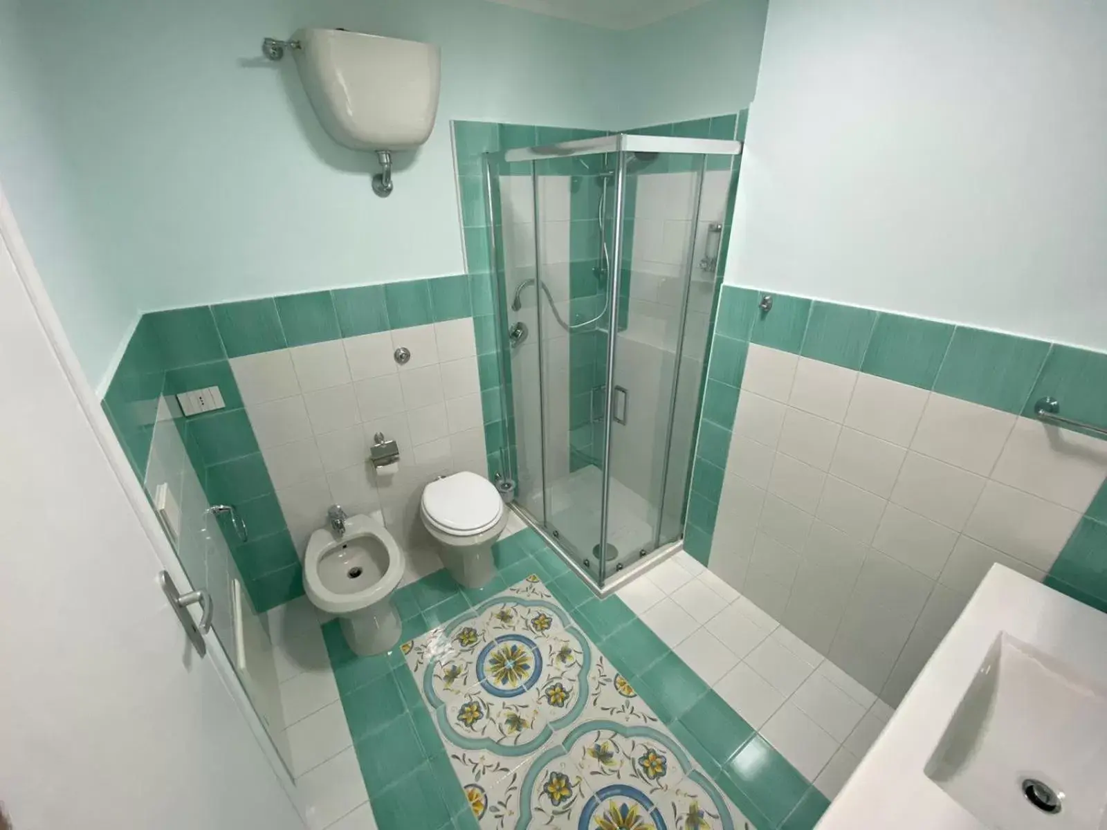 Shower, Bathroom in B&B Domus D'Italia