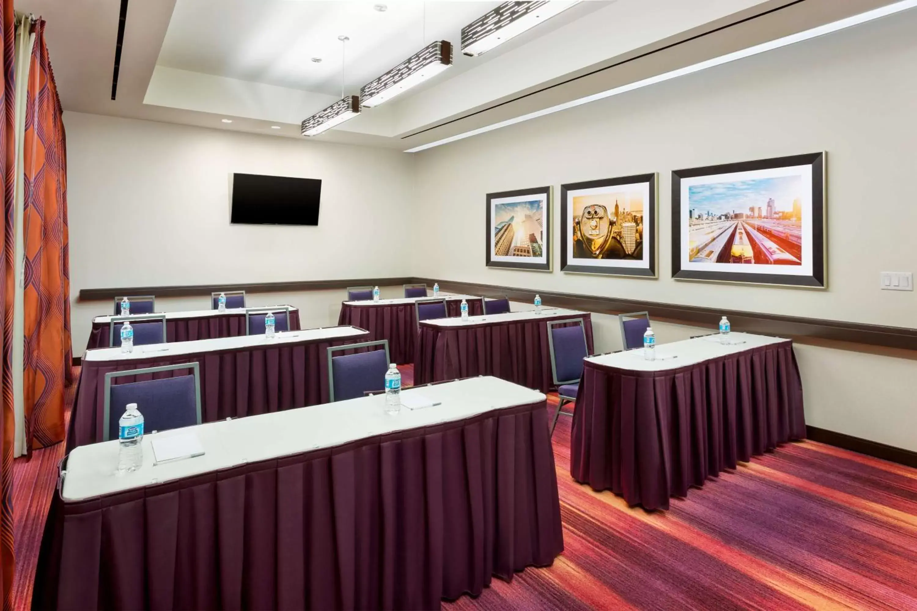 Meeting/conference room in Hampton Inn Times Square Central