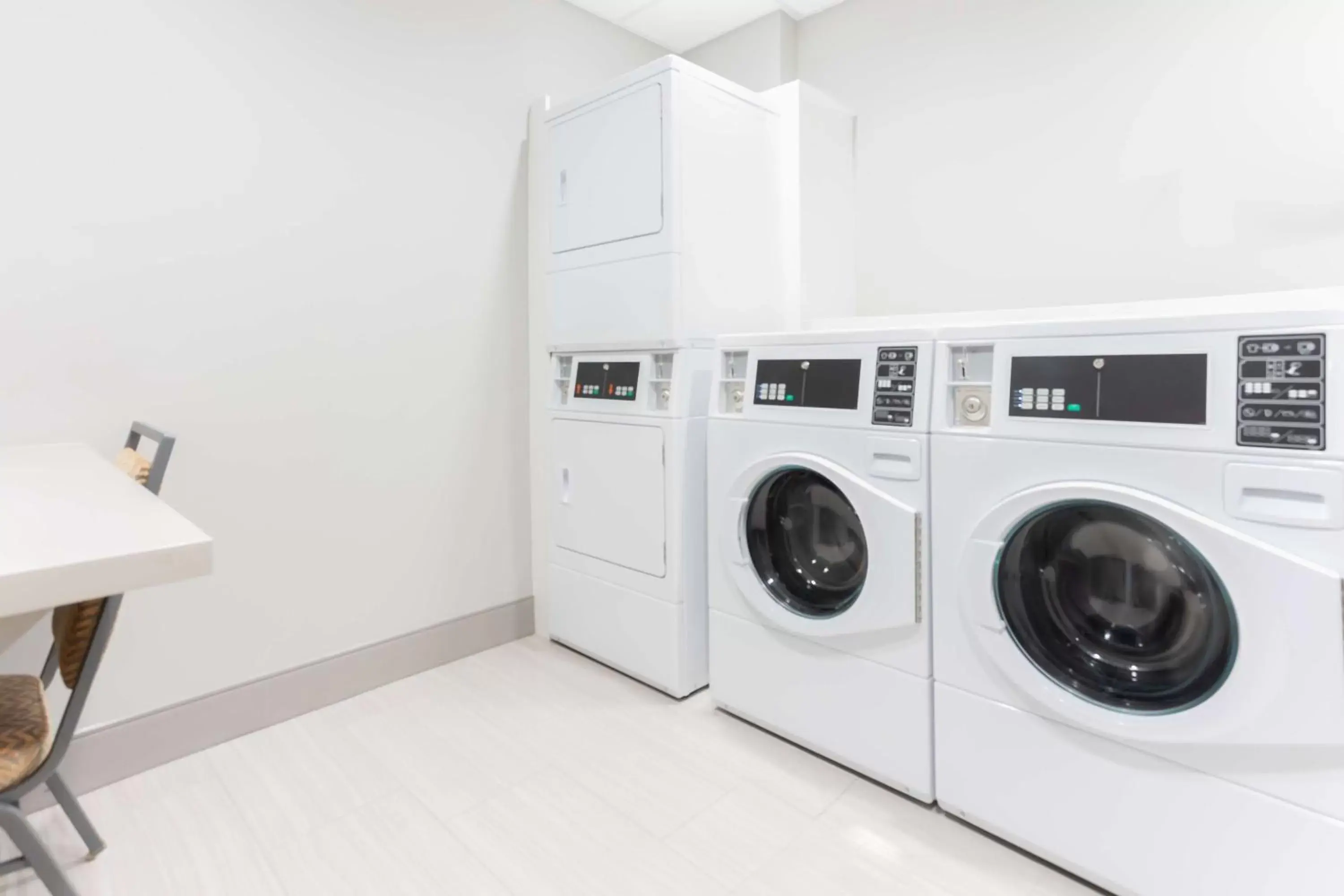 Property building in Hampton Inn & Suites Santa Rosa Sonoma Wine Country Property building in Hampton Inn & Suites Santa Rosa Sonoma Wine Country