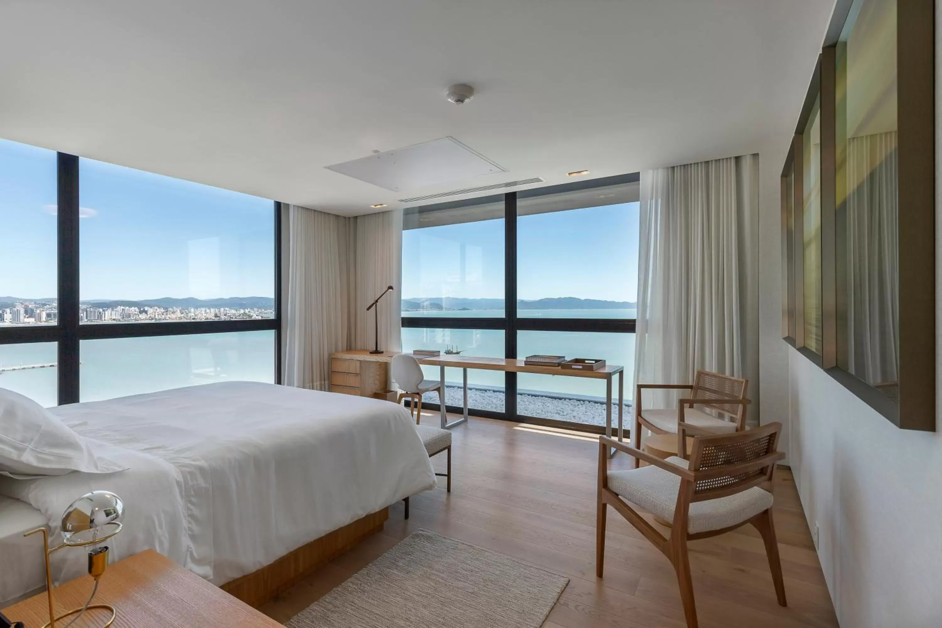 Natural landscape, Bed in LK Design Hotel Florianópolis Natural landscape, Bed in LK Design Hotel Florianópolis