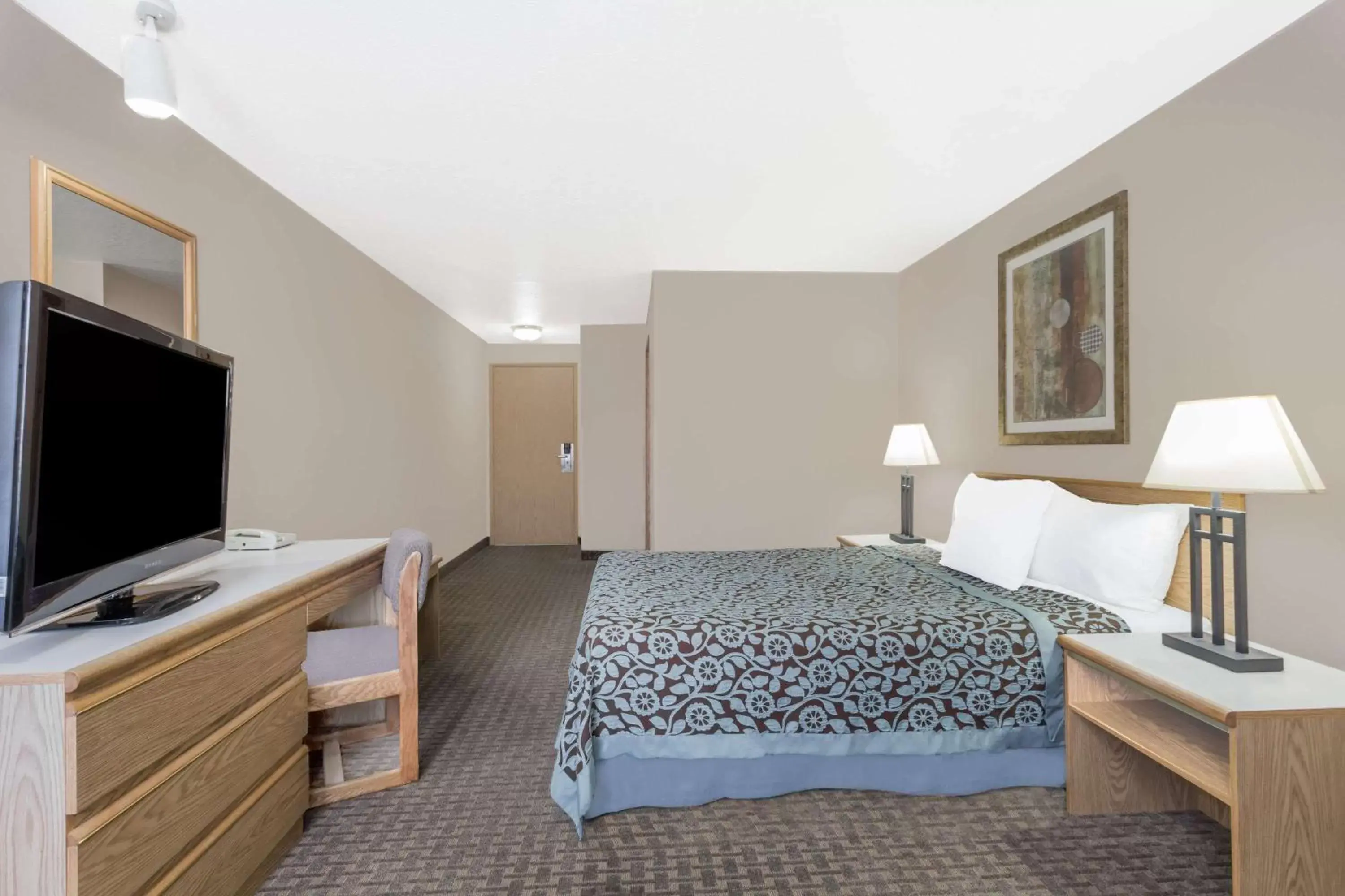 Photo of the whole room, Bed in Days Inn & Suites by Wyndham Kanab