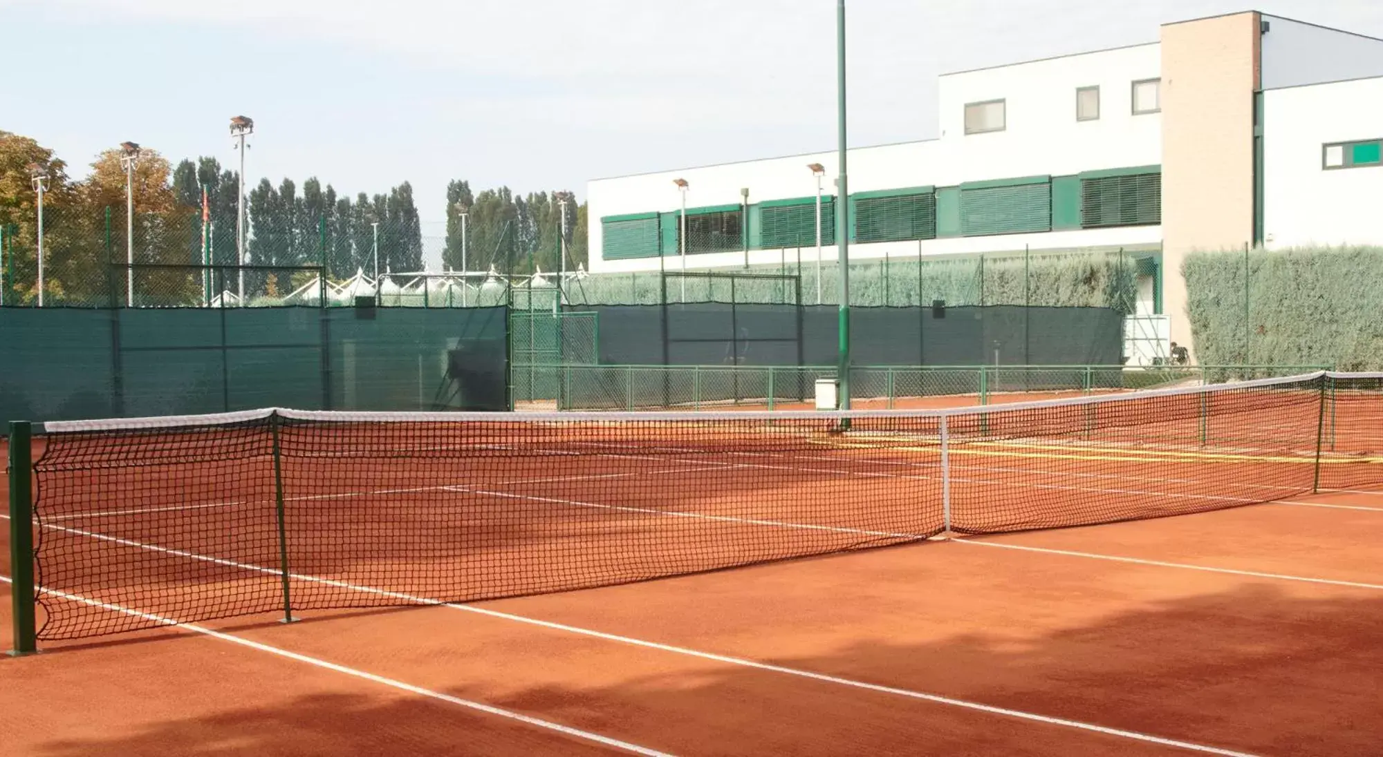 Activities, Tennis/Squash in GREEN GARDEN Resort - Smart Hotel