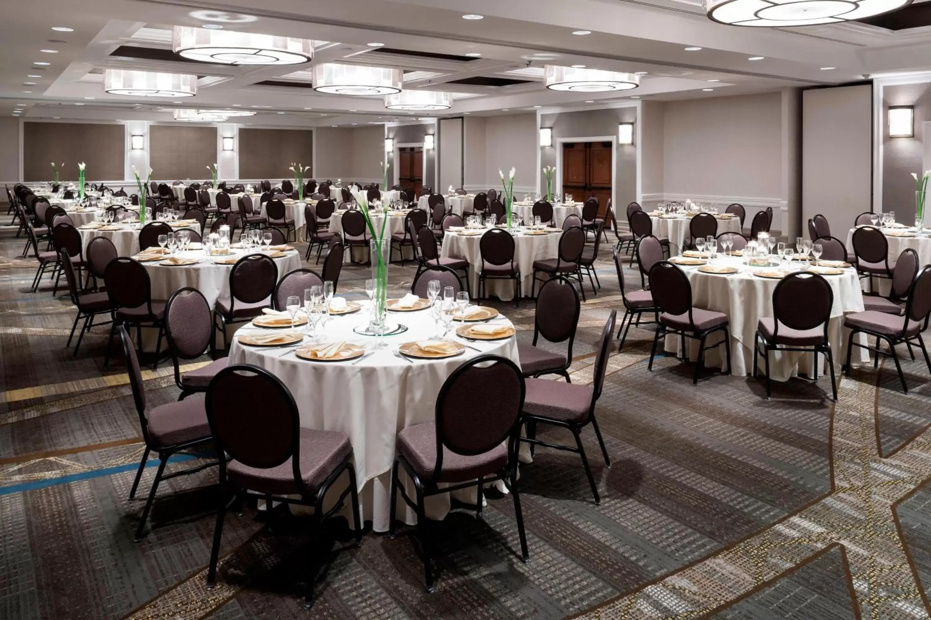 Meeting/conference room, Restaurant/Places to Eat in Fairfax Marriott at Fair Oaks