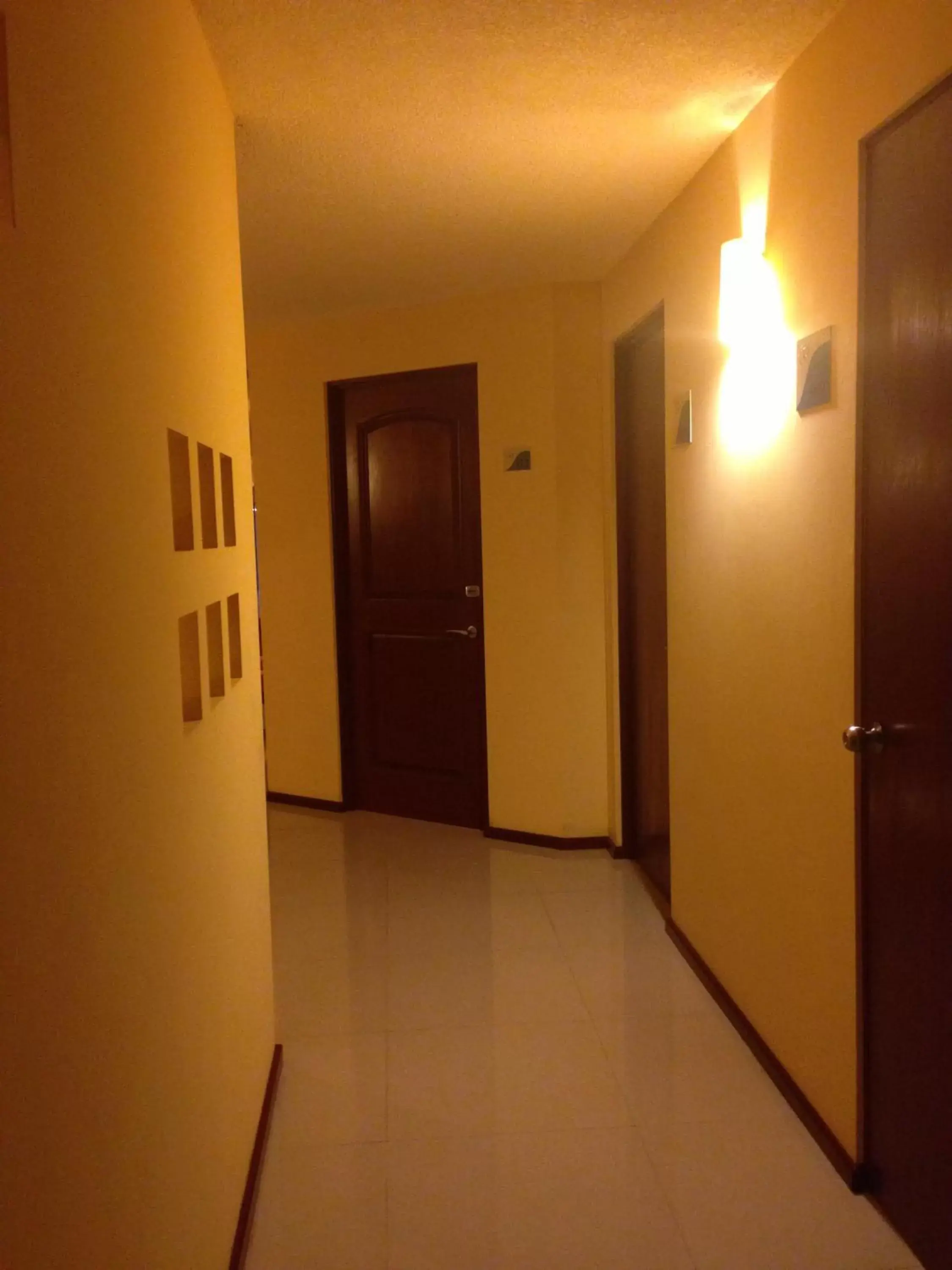 Area and facilities, TV/Entertainment Center in Hotel CR Tehuacan