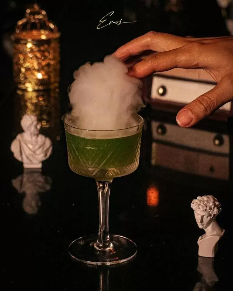 Lounge or bar in The Alcove Library Hotel Lounge or bar in The Alcove Library Hotel