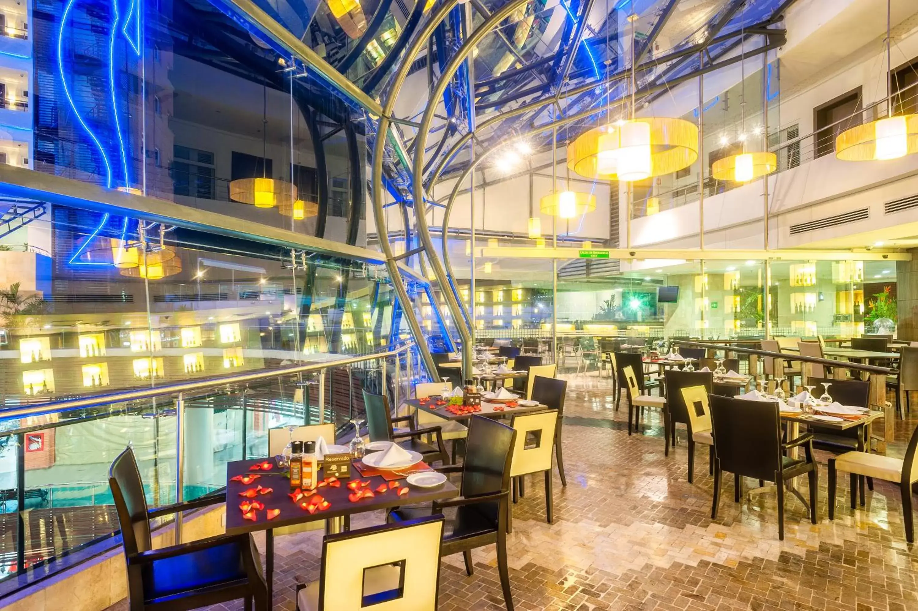 Restaurant/places to eat in Hotel Spiwak Chipichape Cali Restaurant/places to eat in Hotel Spiwak Chipichape Cali