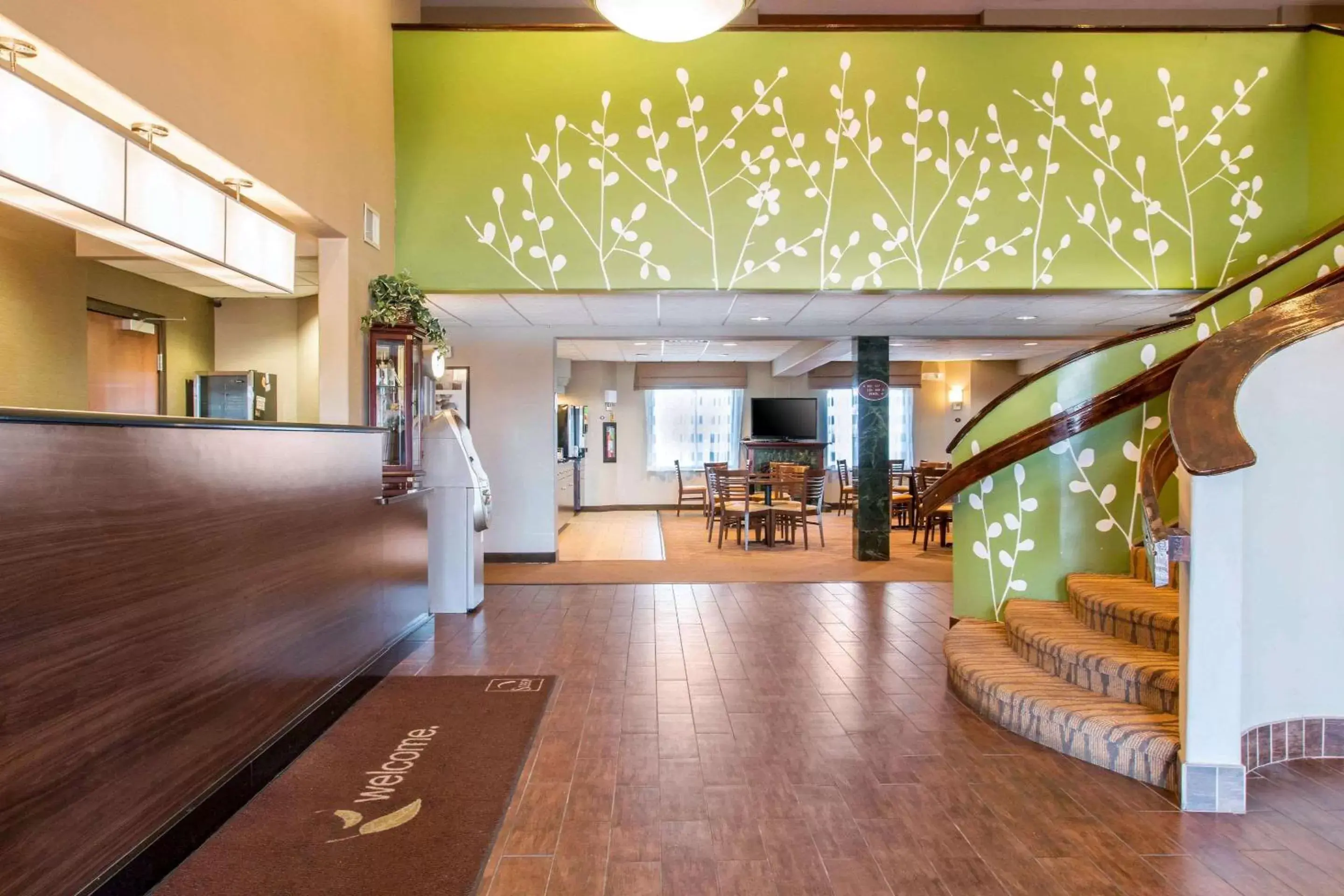 Lobby or reception, Lobby/Reception in Sleep Inn & Suites Oregon