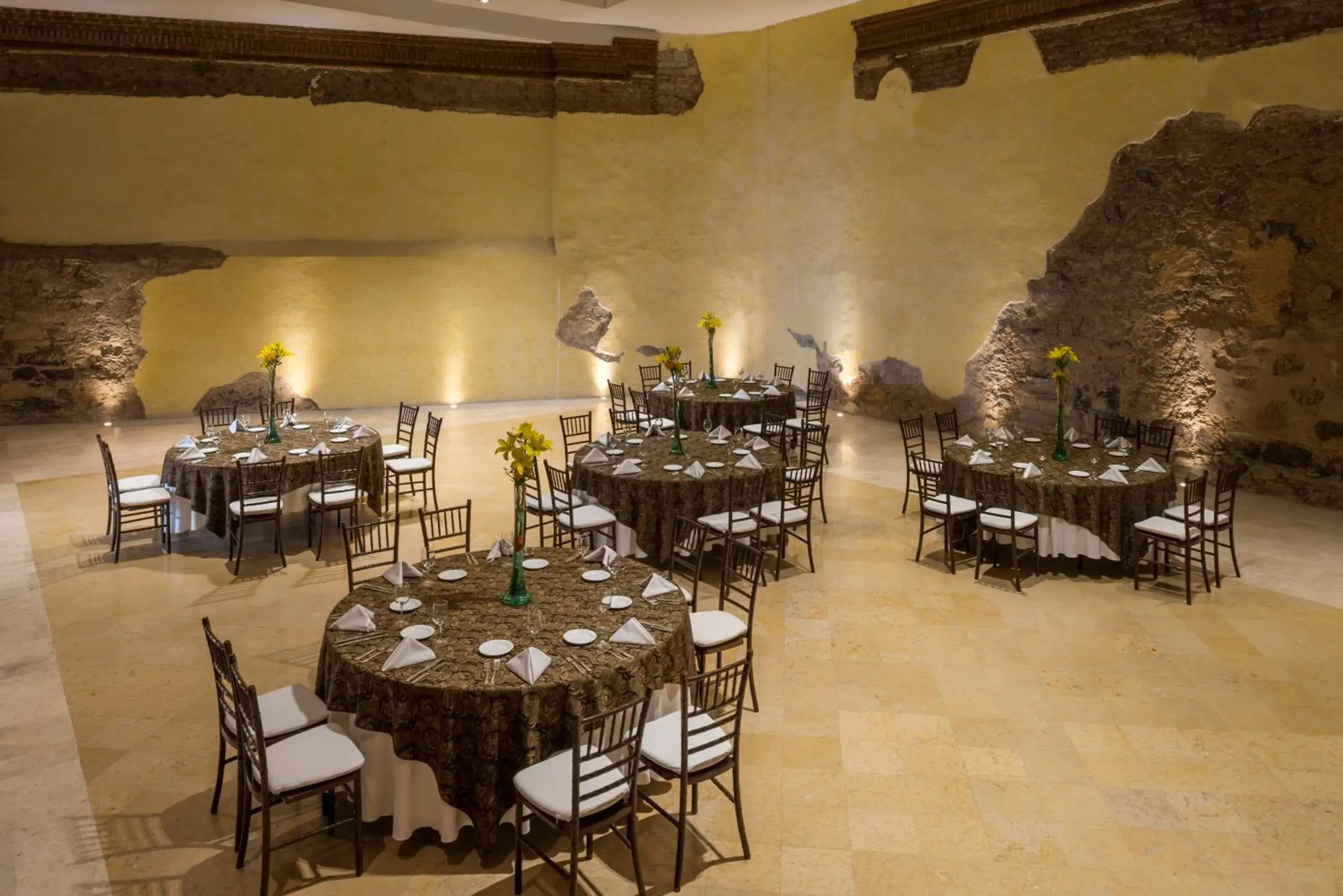 Lounge or bar in Hotel Ex-Hacienda San Xavier Lounge or bar in Hotel Ex-Hacienda San Xavier