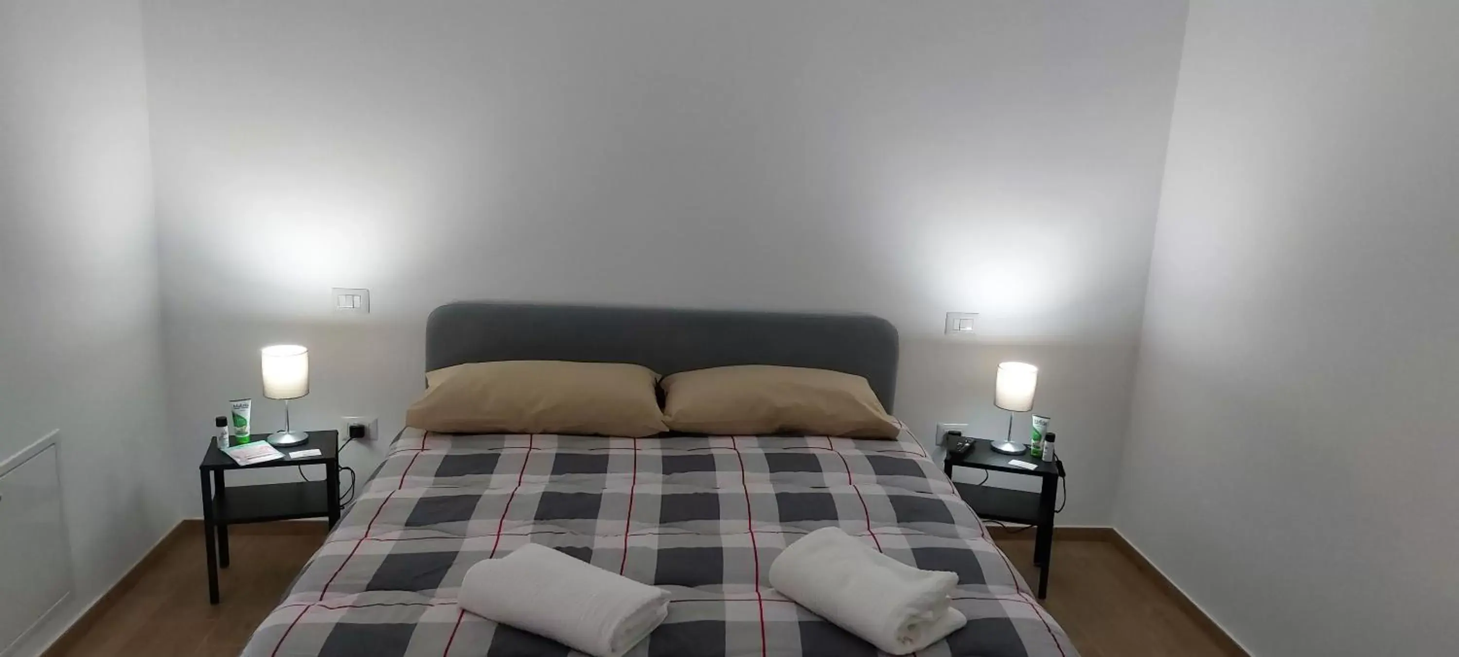 Bed in La Bomboniera