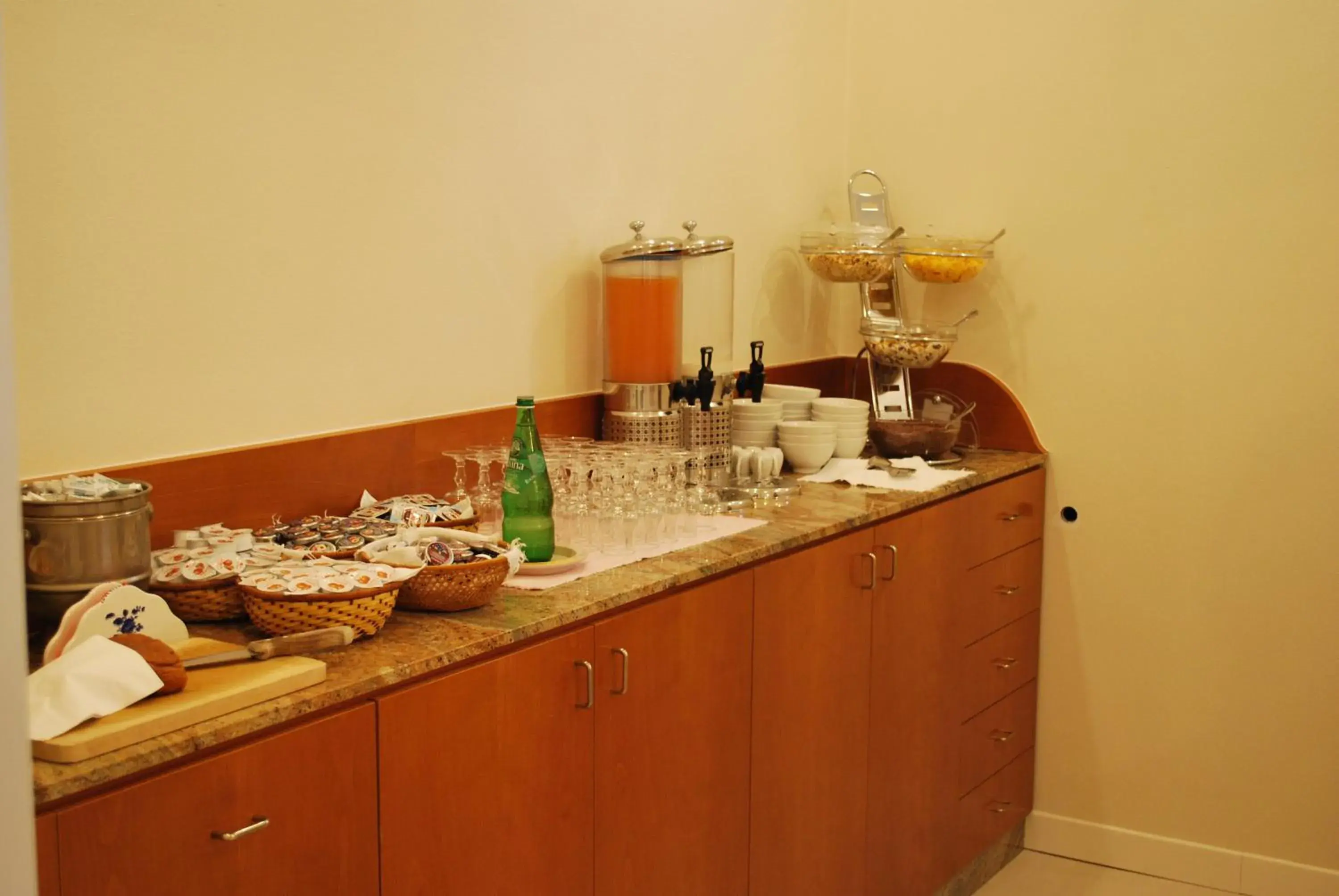 Food and drinks, Kitchen/Kitchenette in Hotel Europa