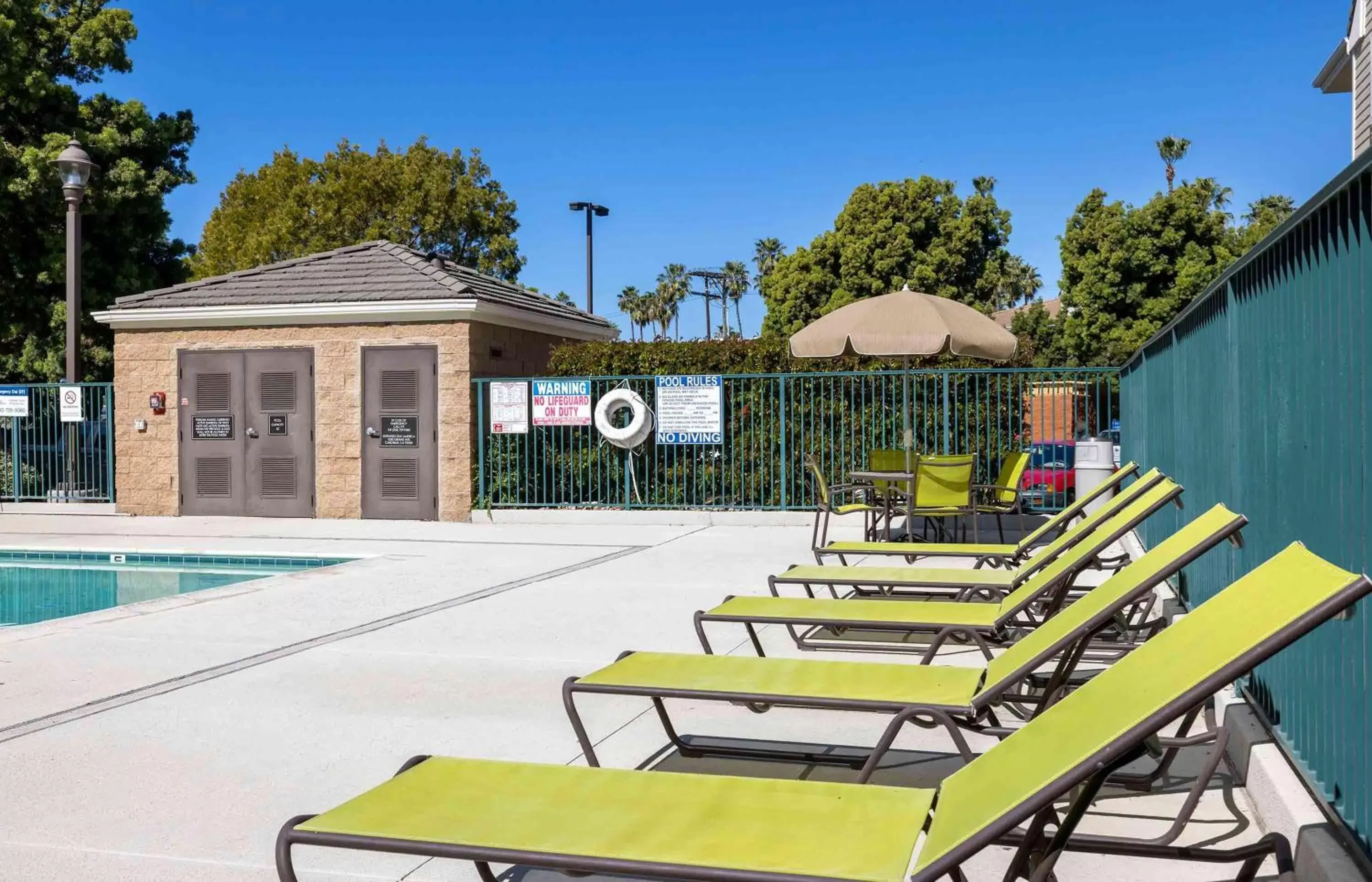 Pool view, Swimming Pool in Extended Stay America Suites - San Diego - Carlsbad Village by the Sea