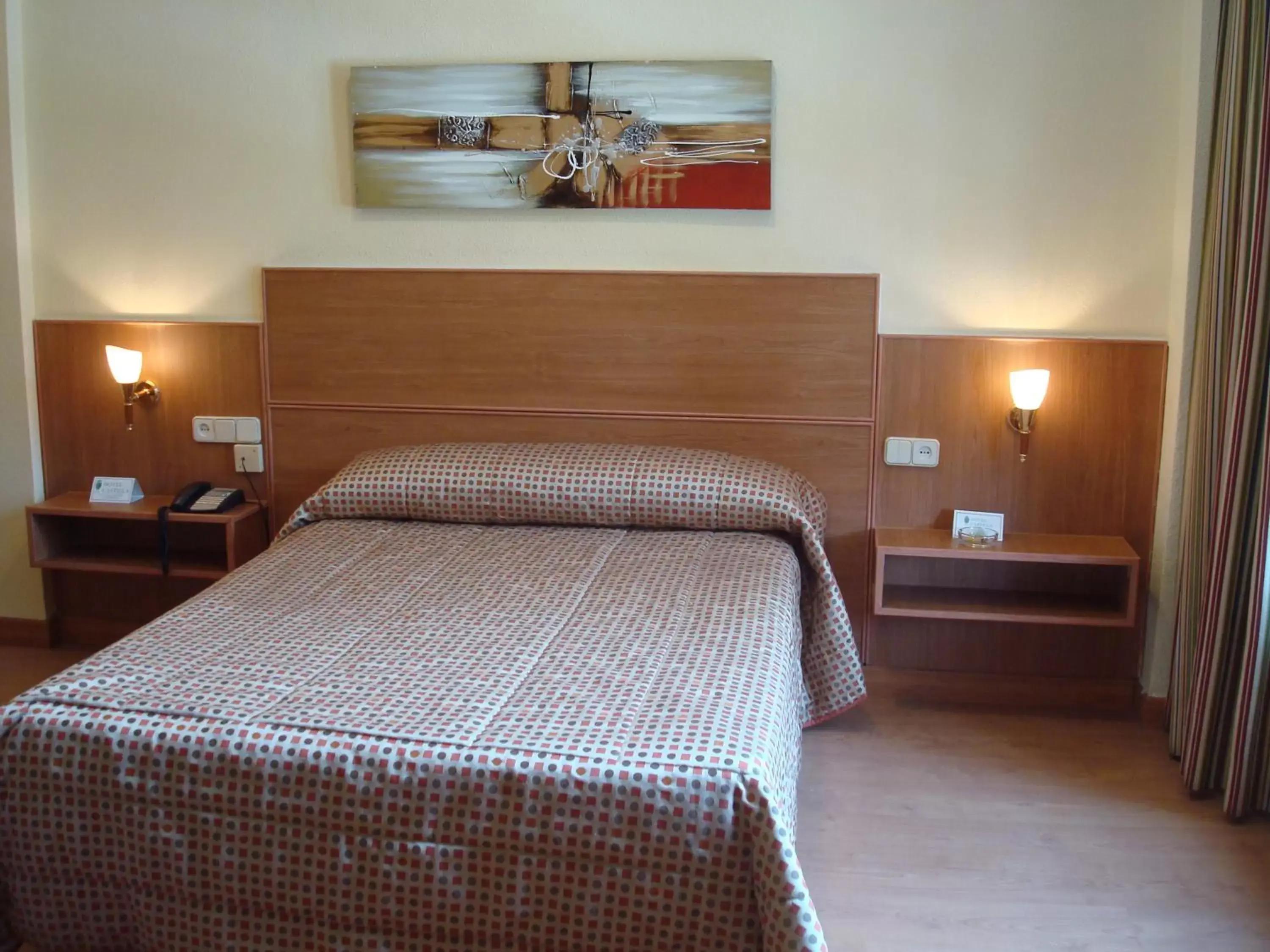 Bed in Hotel Castilla