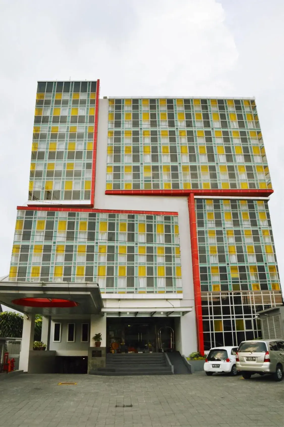 Facade/entrance, Property Building in Atrium Premiere Hotel