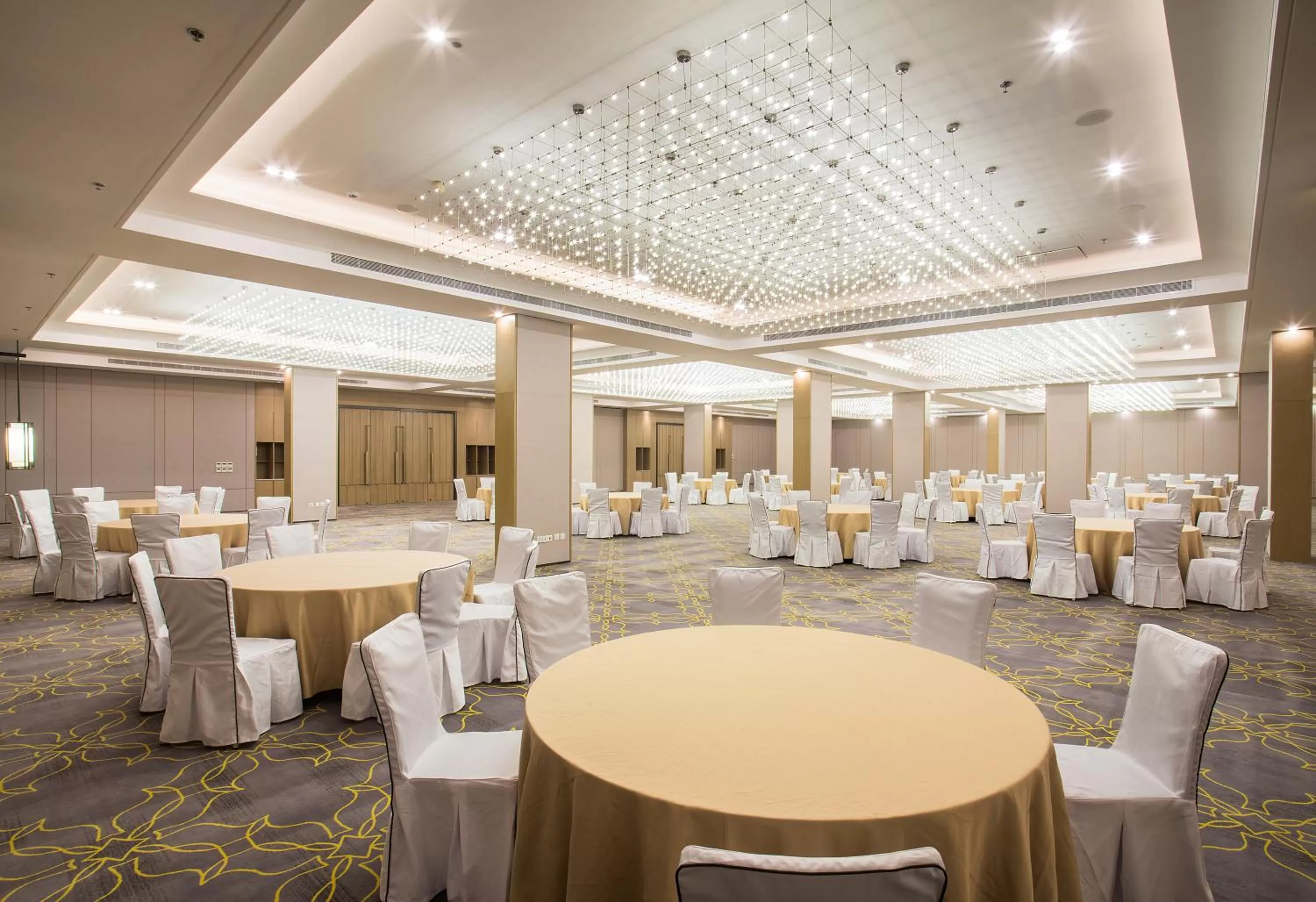 Dining area in Aber Al Munsiyah