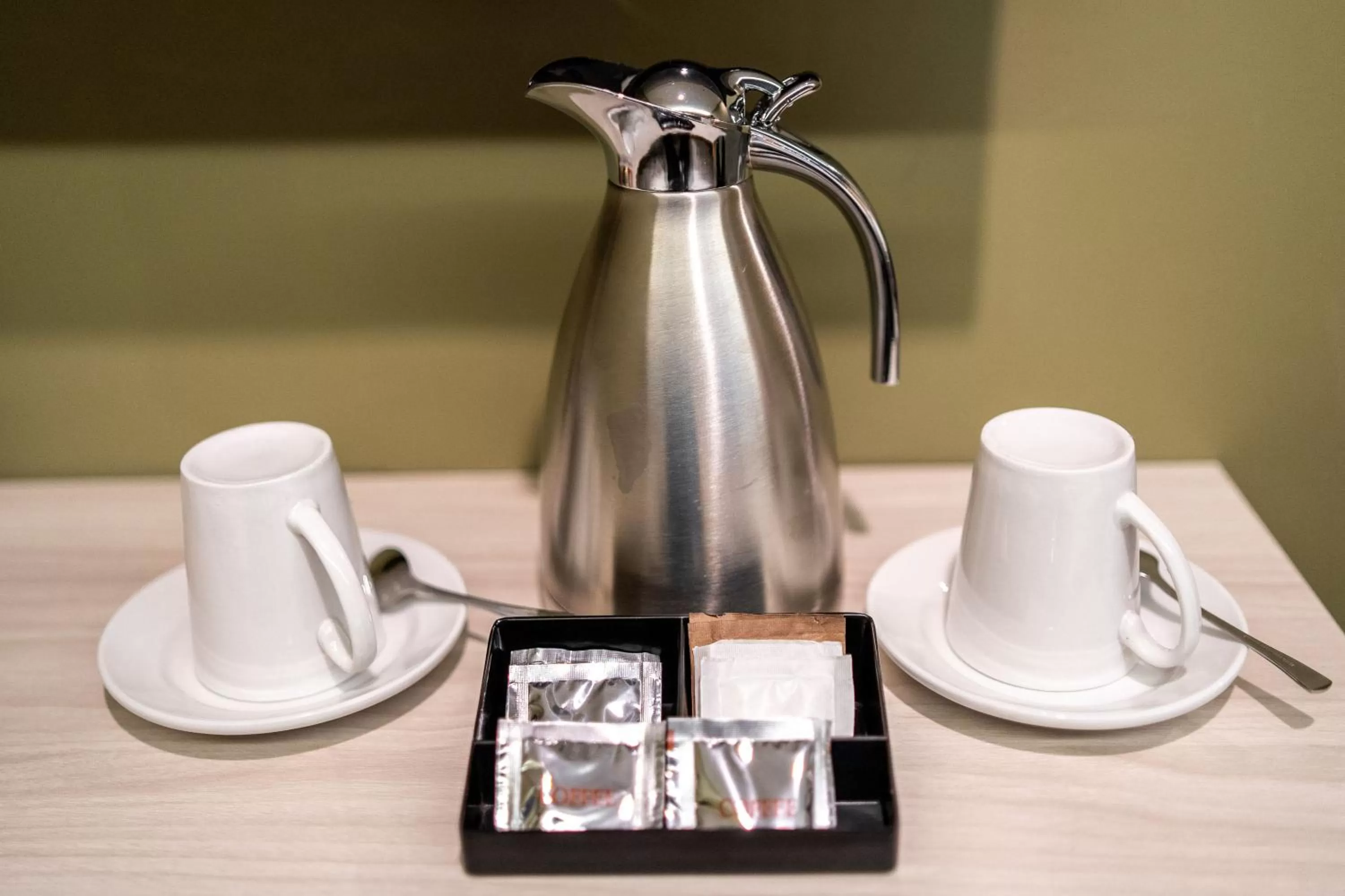 Coffee/tea facilities in Felicity Island Hotel