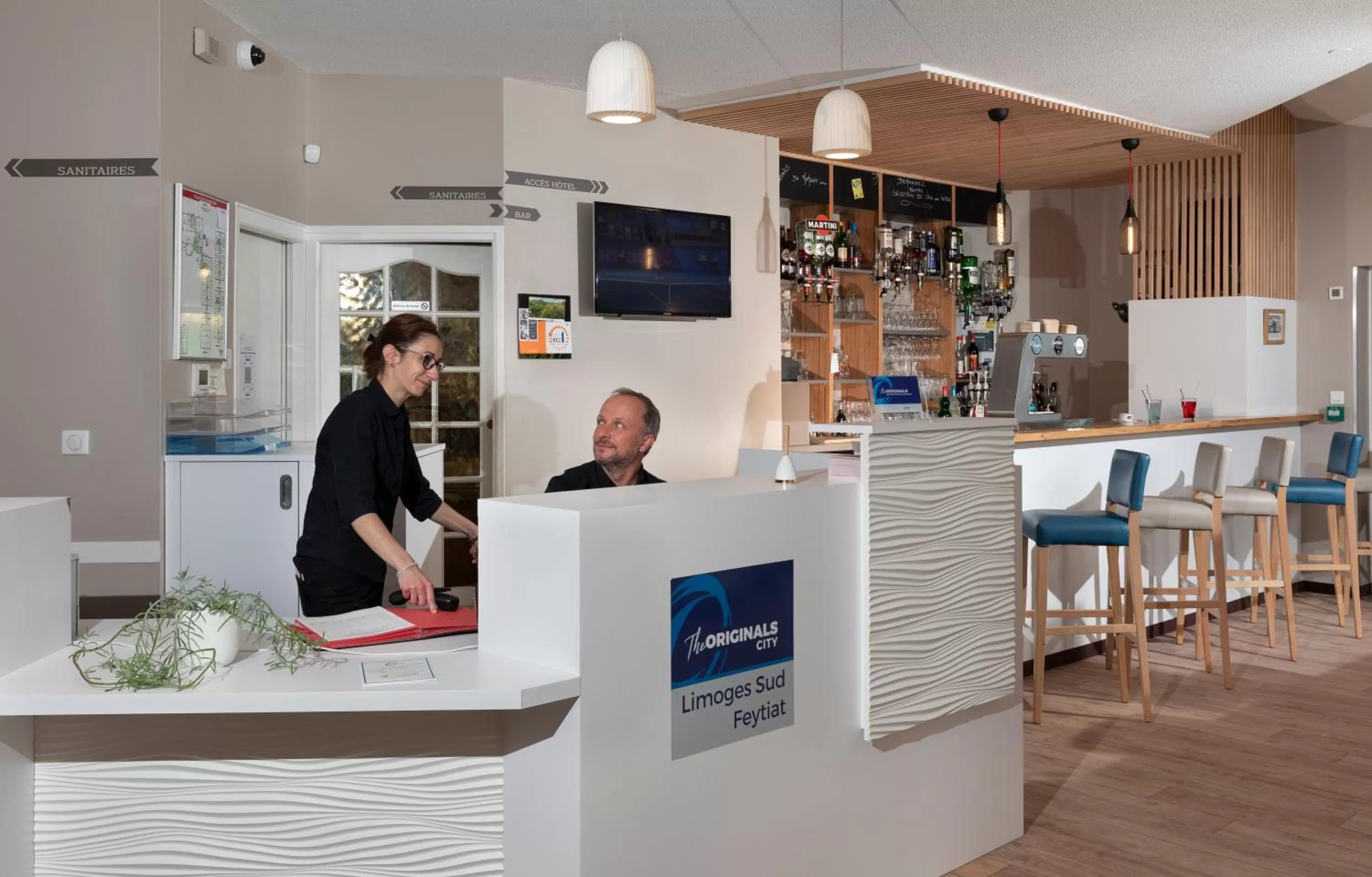 Staff in The Originals City, Hôtel Limoges Sud Feytiat