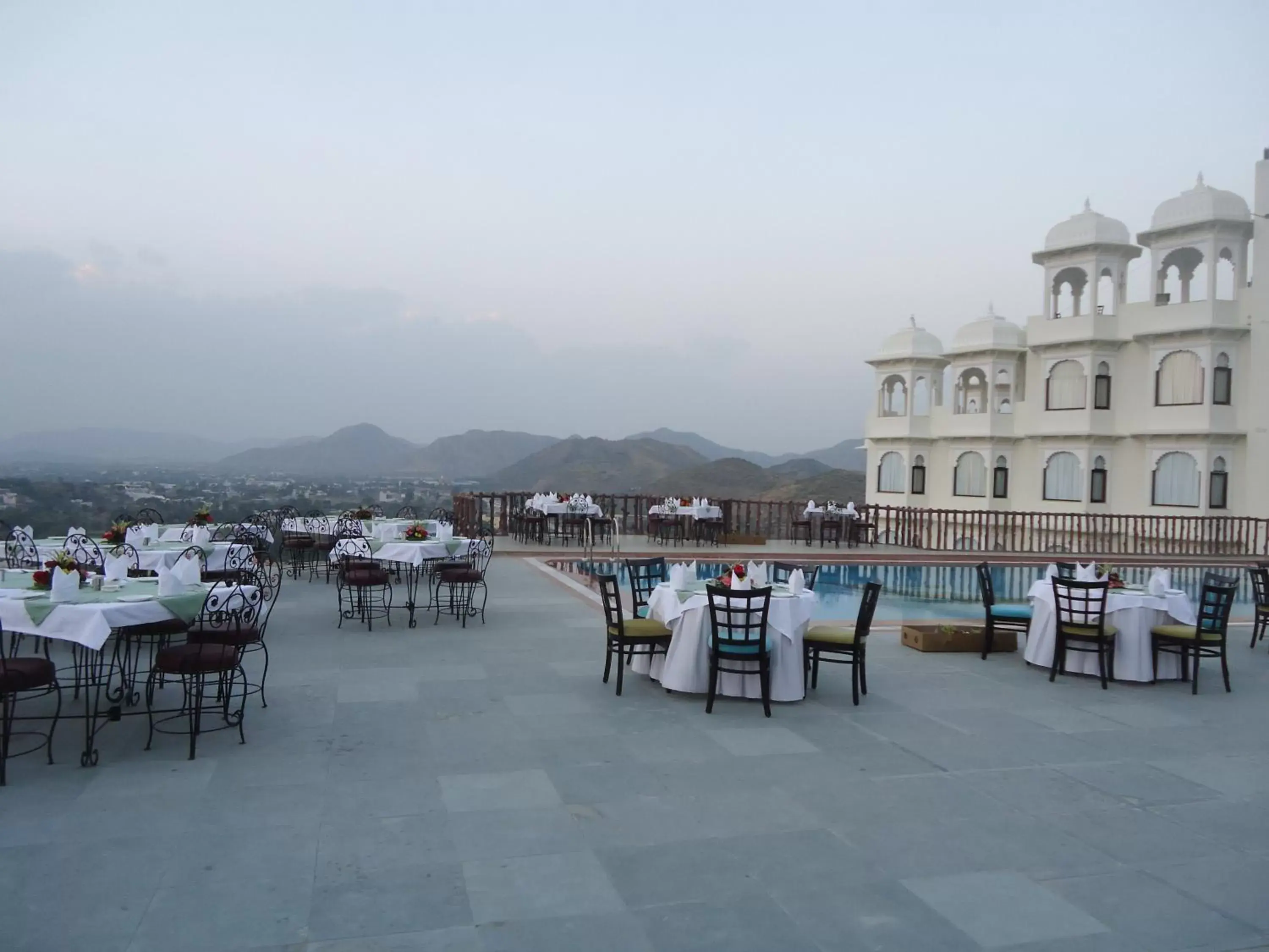 Restaurant/places to eat in Bhairavgarh Palace Udaipur