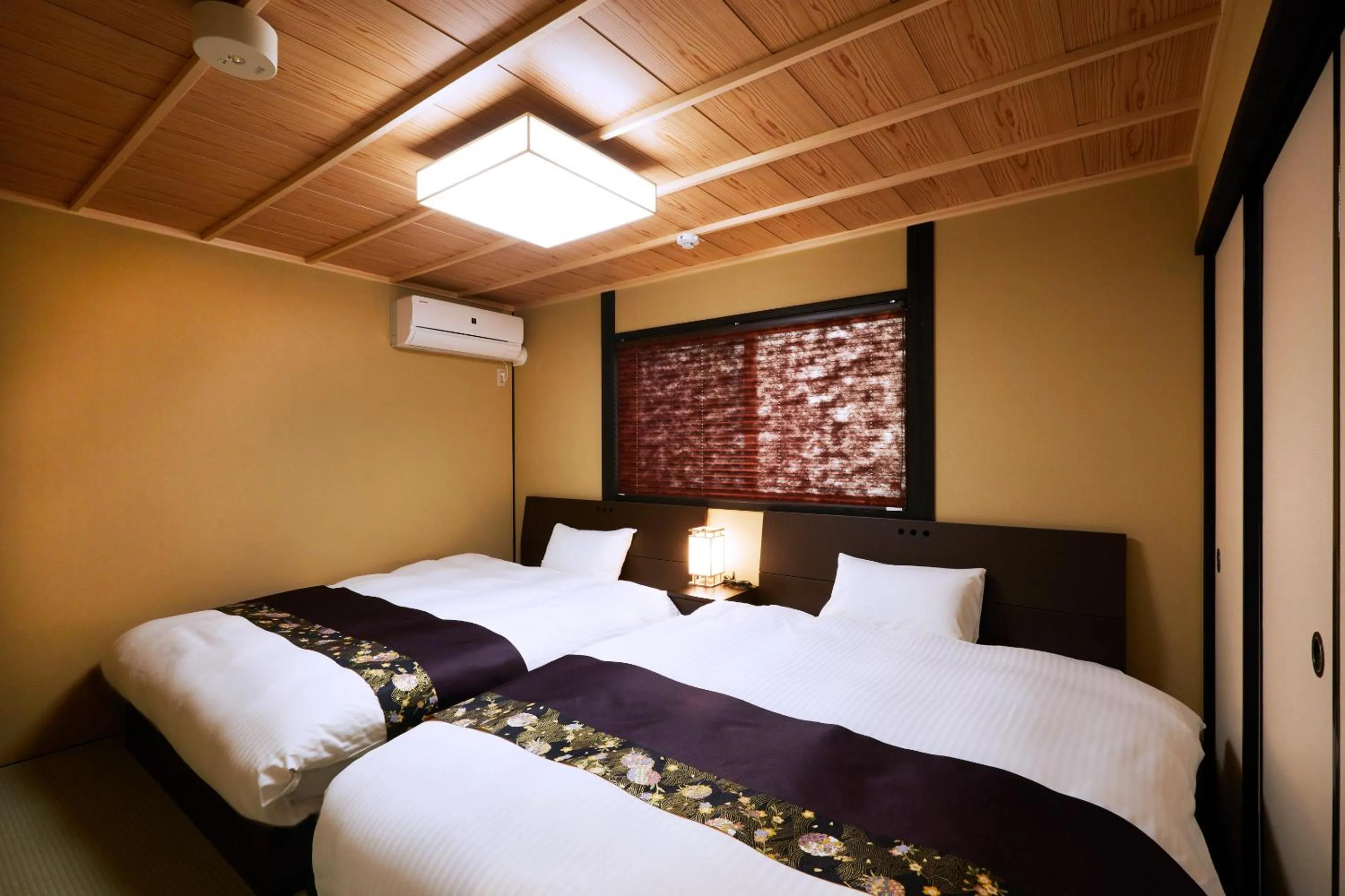 Bed in Rinn Gion Yasakamae