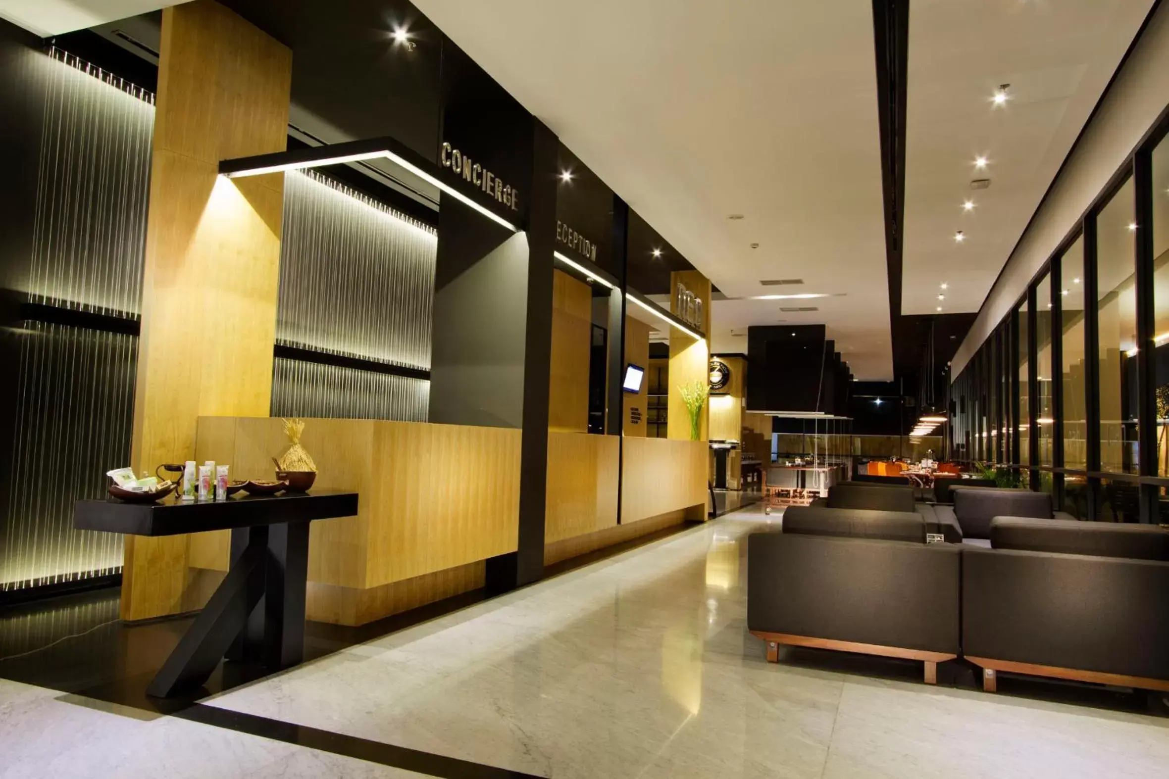 Lobby or reception in Neo Hotel Tendean Jakarta by ASTON Lobby or reception in Neo Hotel Tendean Jakarta by ASTON