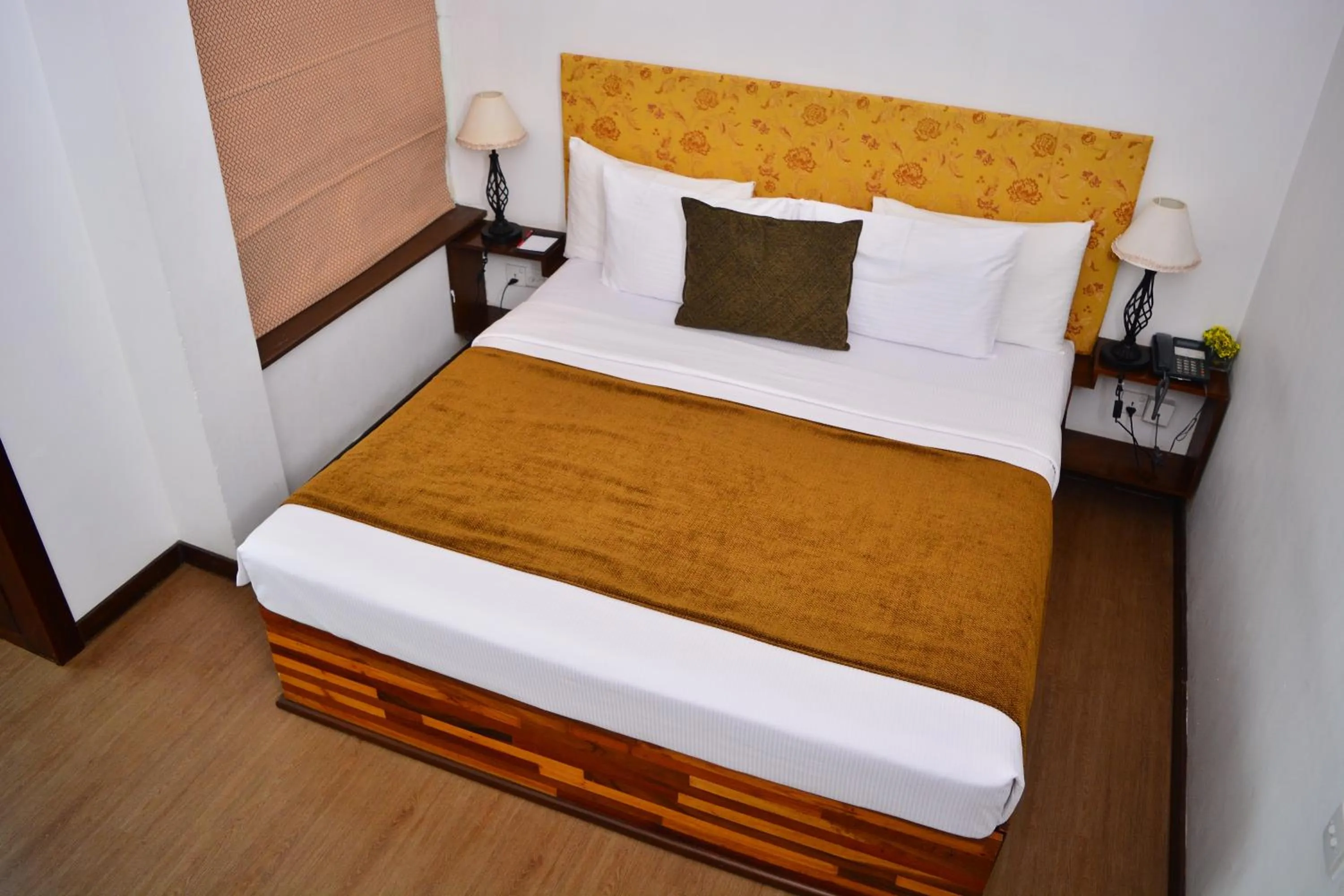 Bedroom, Bed in Unique Cottages