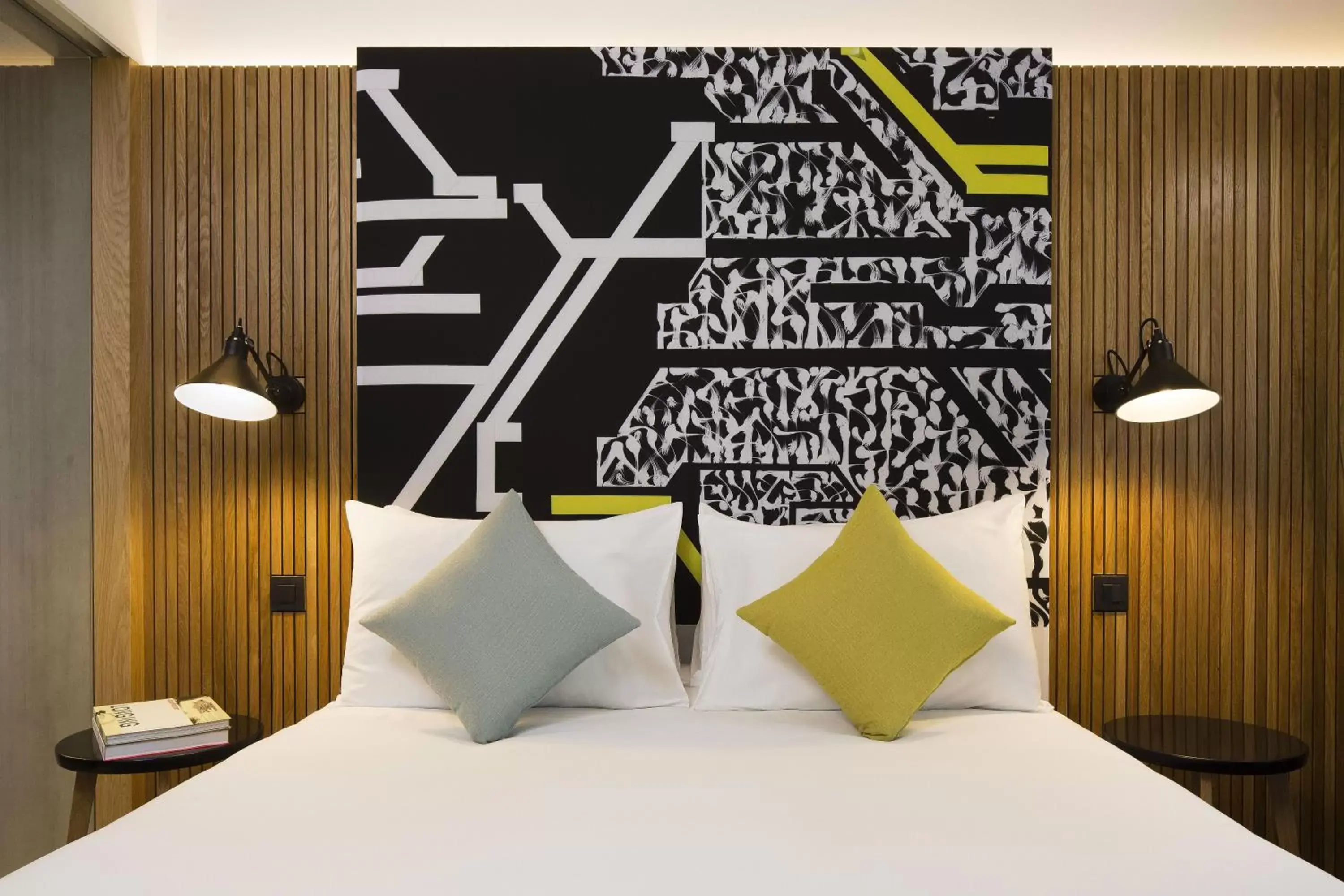 Decorative detail, Bed in Drawing Hotel