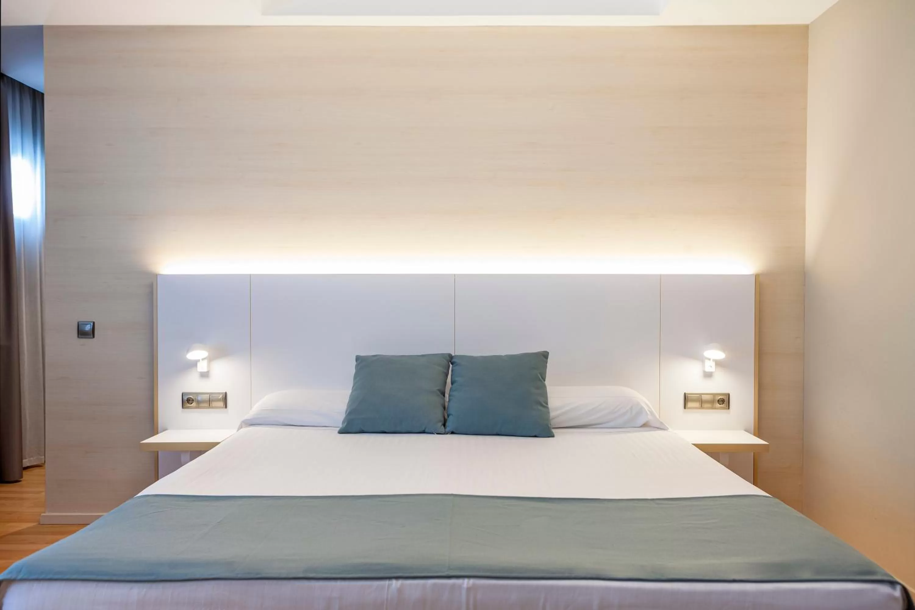 Bed in Hotel Olympia Valencia