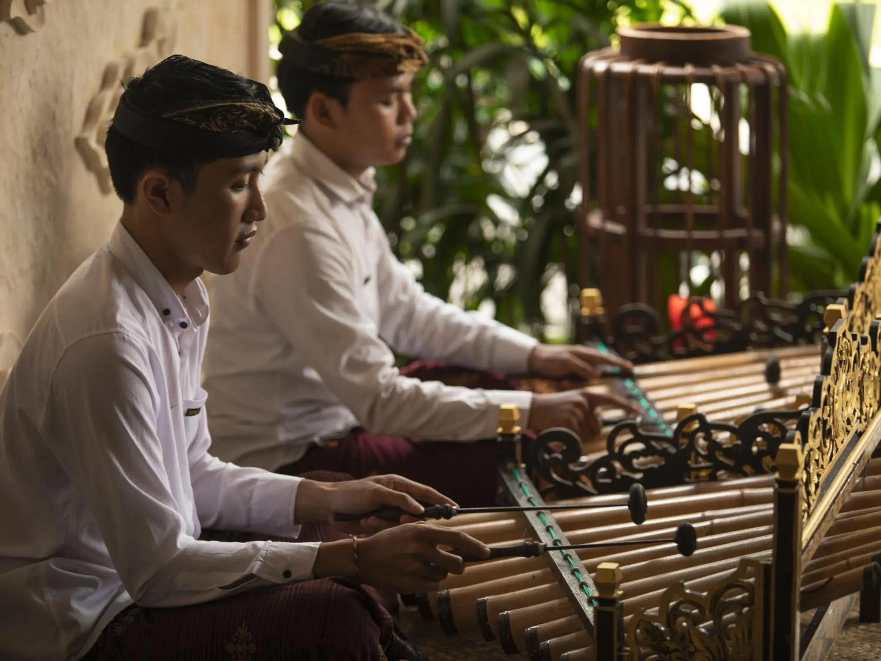 Staff in Adiwana Suweta