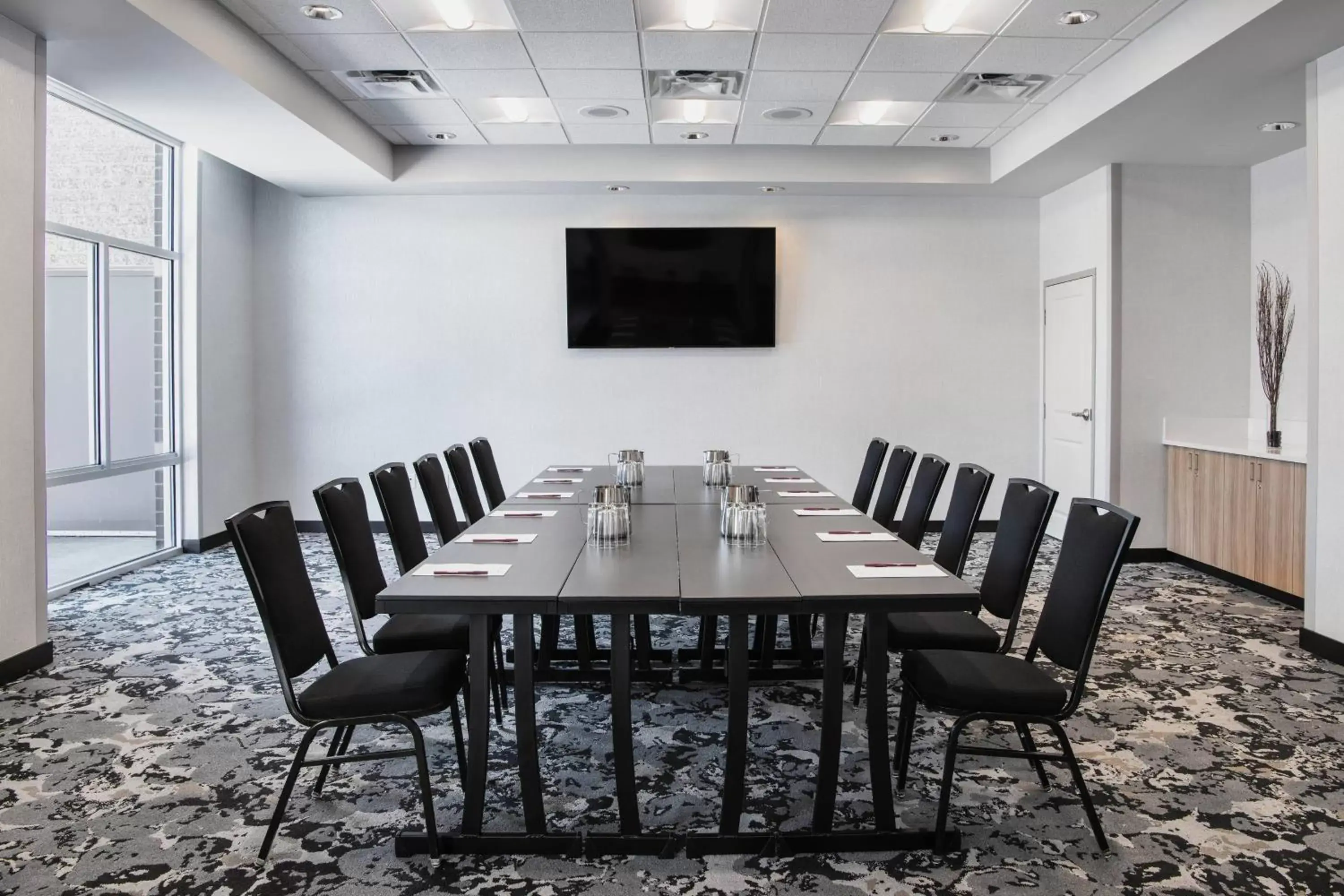 Meeting/conference room in Residence Inn by Marriott Winnipeg