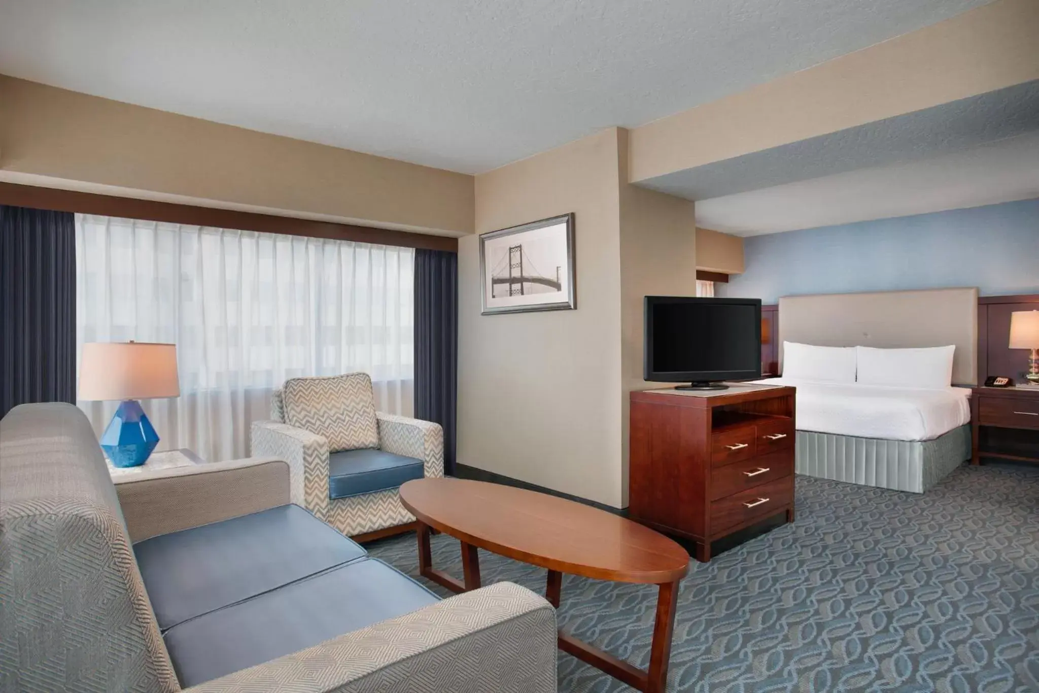 Bedroom, Seating Area in Crowne Plaza Hotel Los Angeles Harbor, an IHG Hotel