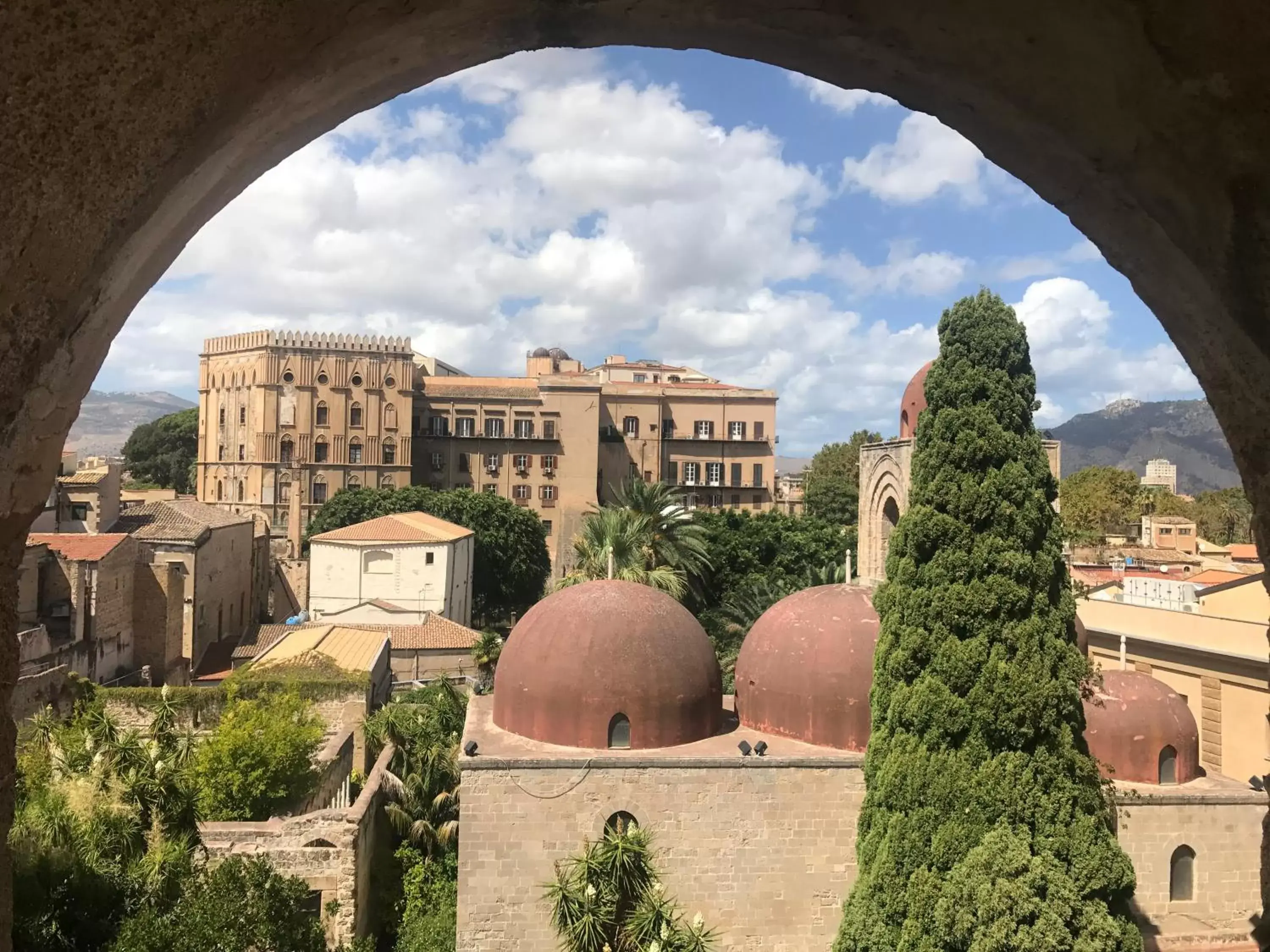 Nearby landmark in LeAlbe di Sicilia