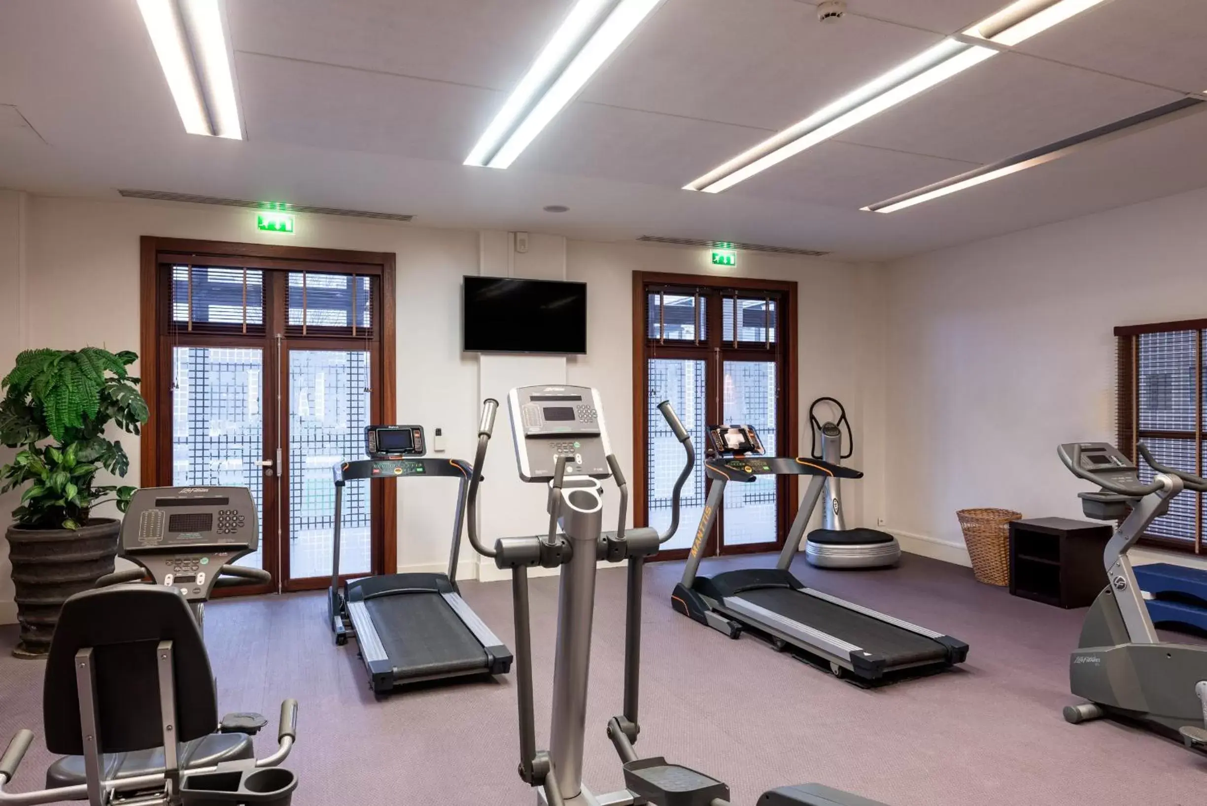 Activities, Fitness Center/Facilities in Radisson Blu Hotel Paris, Marne-la-Vallée