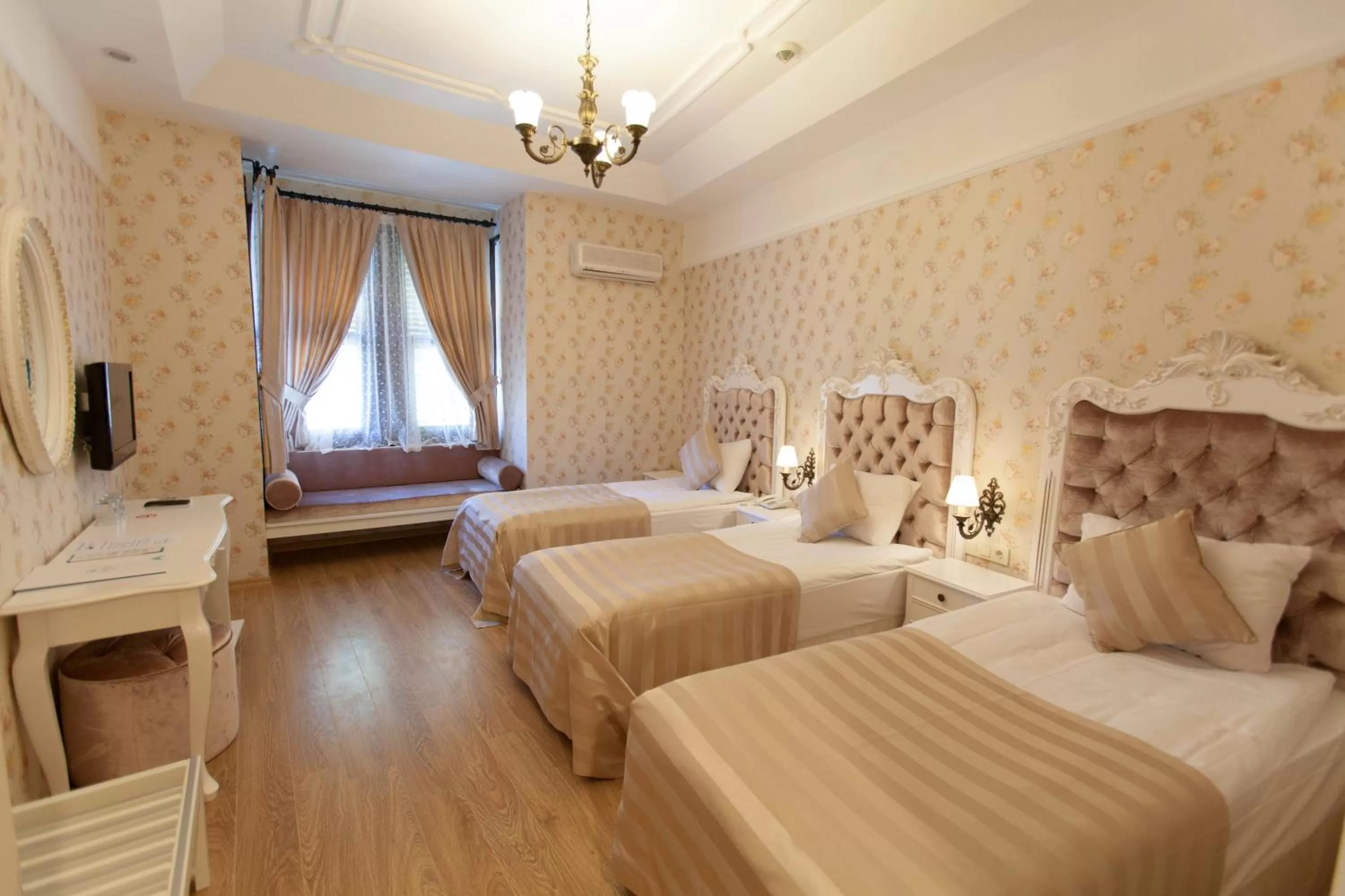 Bedroom, Bed in Aspen Hotel Kaleiçi