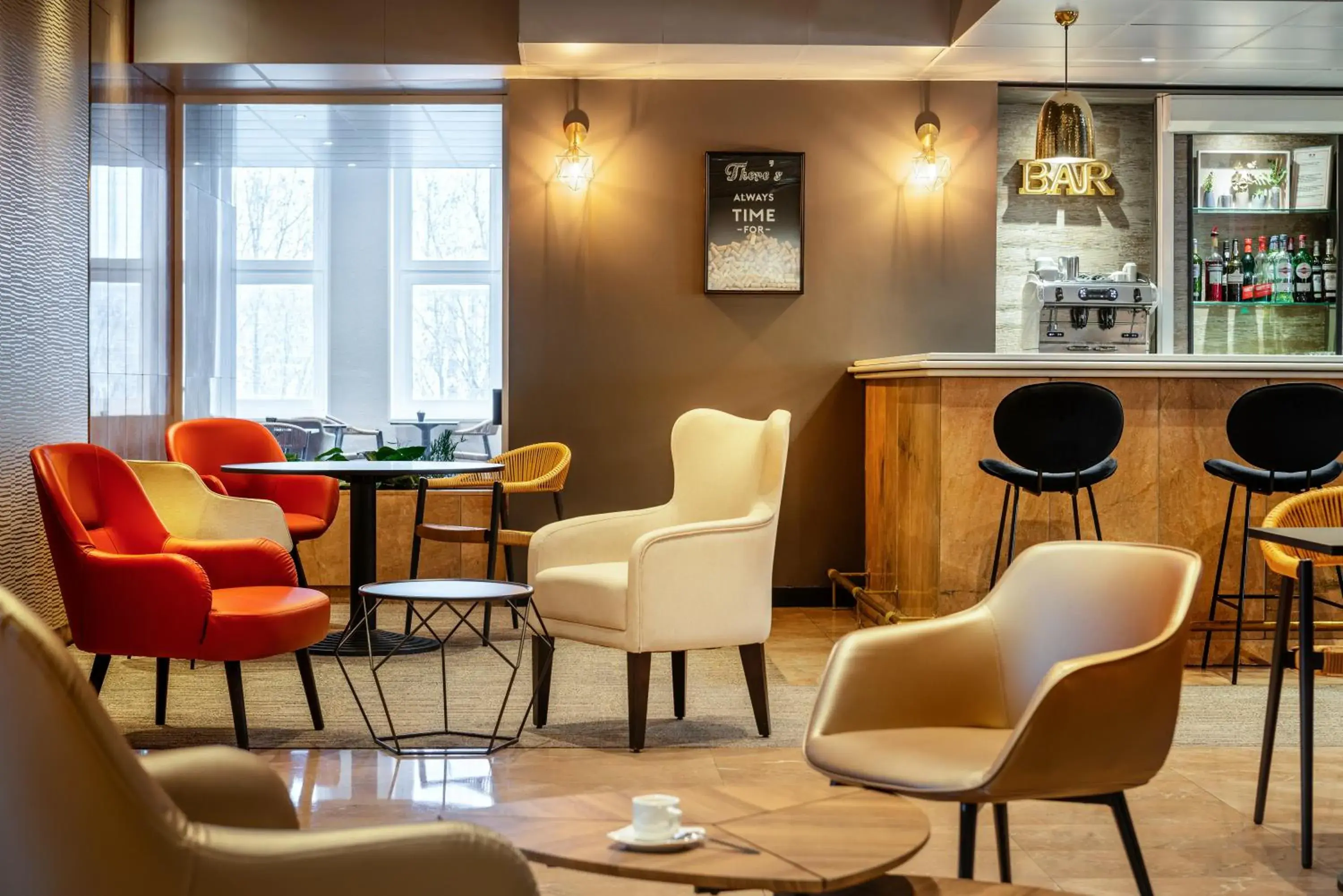 Restaurant/places to eat, Lounge/Bar in ibis Paris porte de Bercy