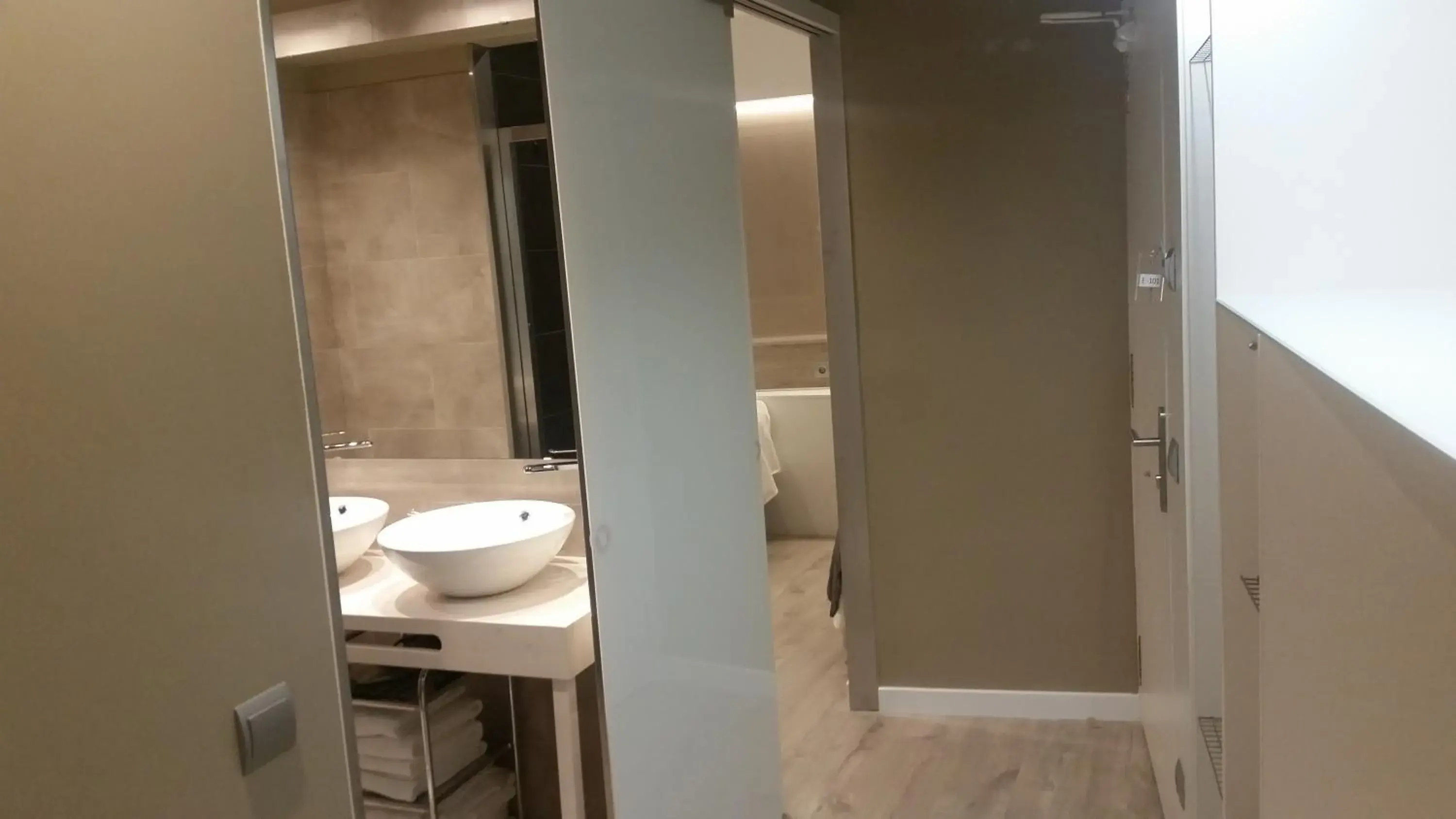 Photo of the whole room, Bathroom in Hotel Travessera