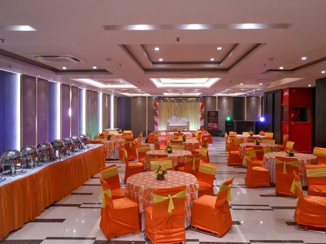 Banquet/Function facilities, Restaurant/Places to Eat in Hotel Saket 27