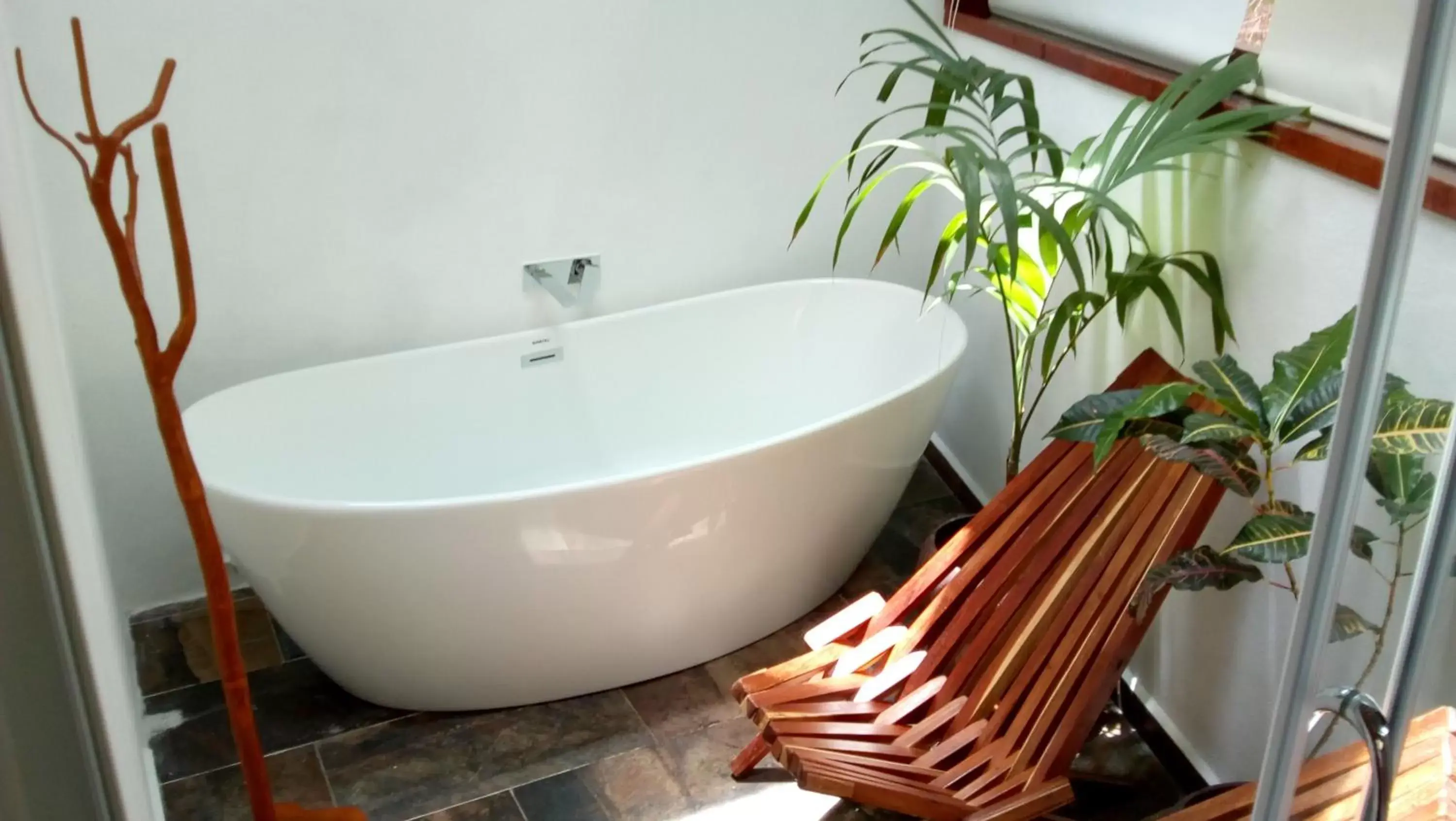 Bathroom in Hotel Zentik Project & Saline Cave