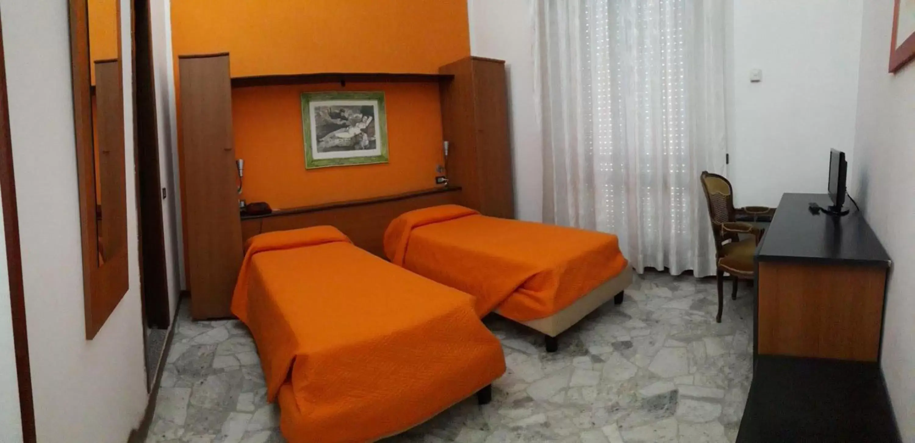 Bedroom in Aer Hotel Malpensa