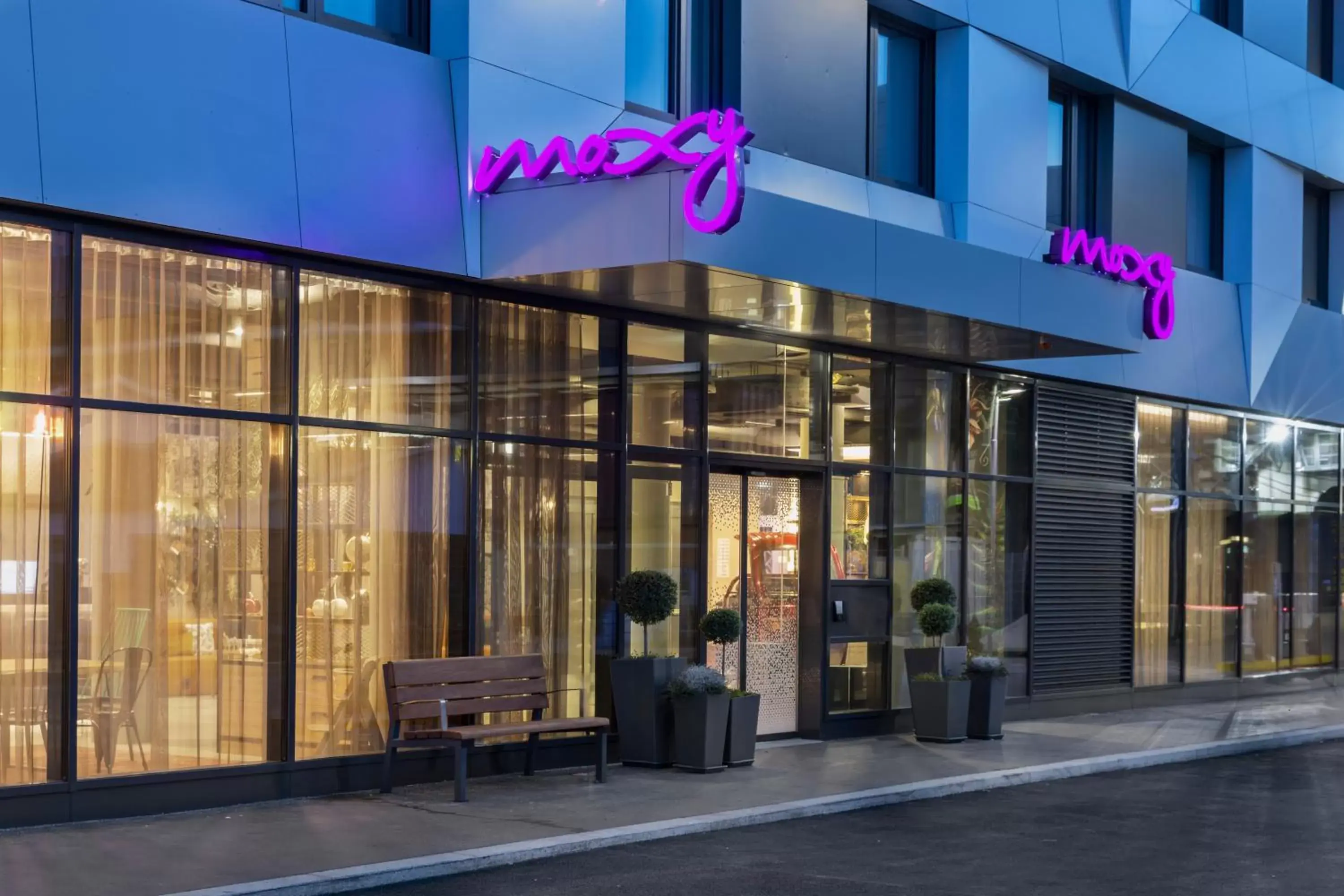 Property building in Moxy Vienna City East