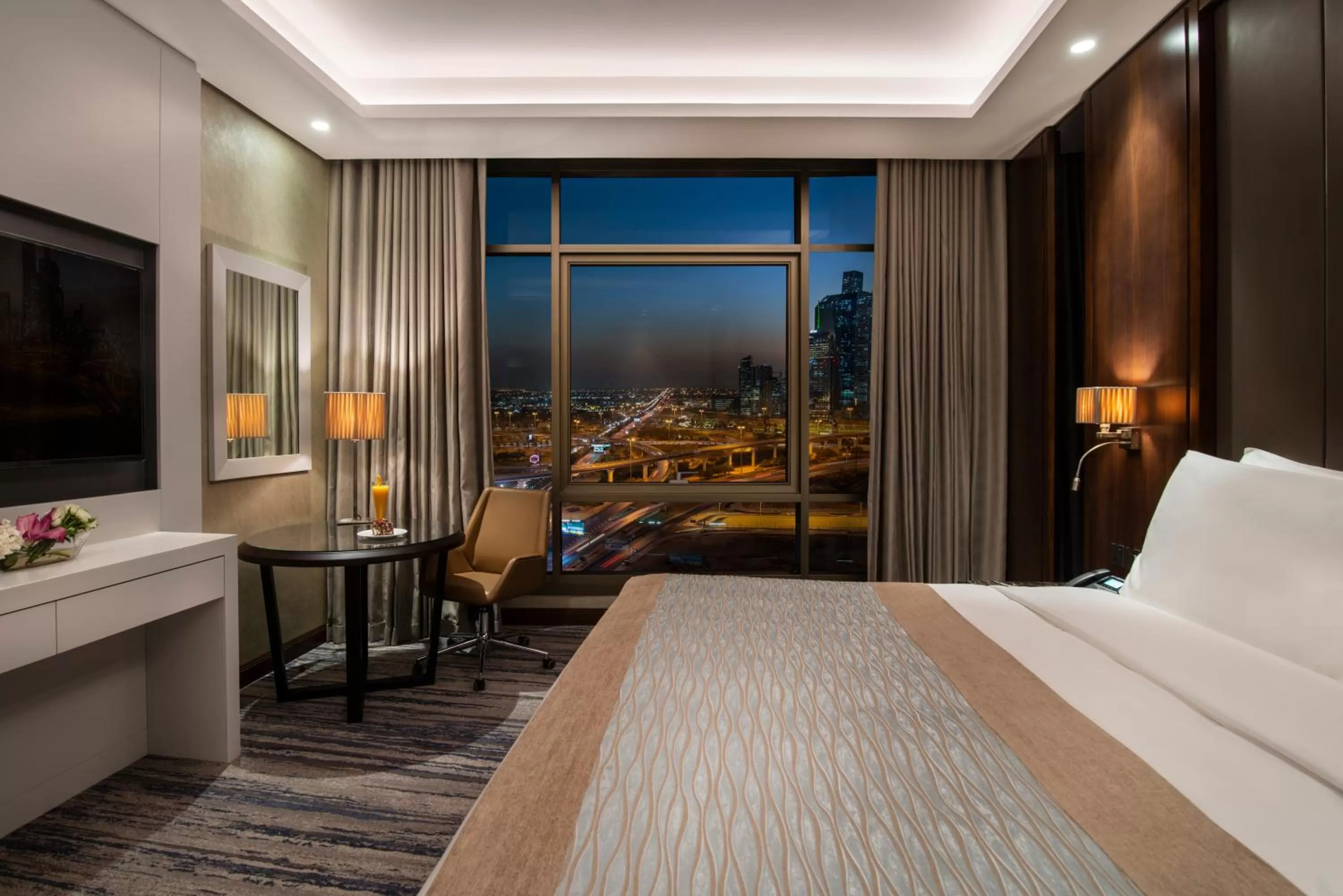 Photo of the whole room, Bed in Movenpick Hotel and Residences Riyadh