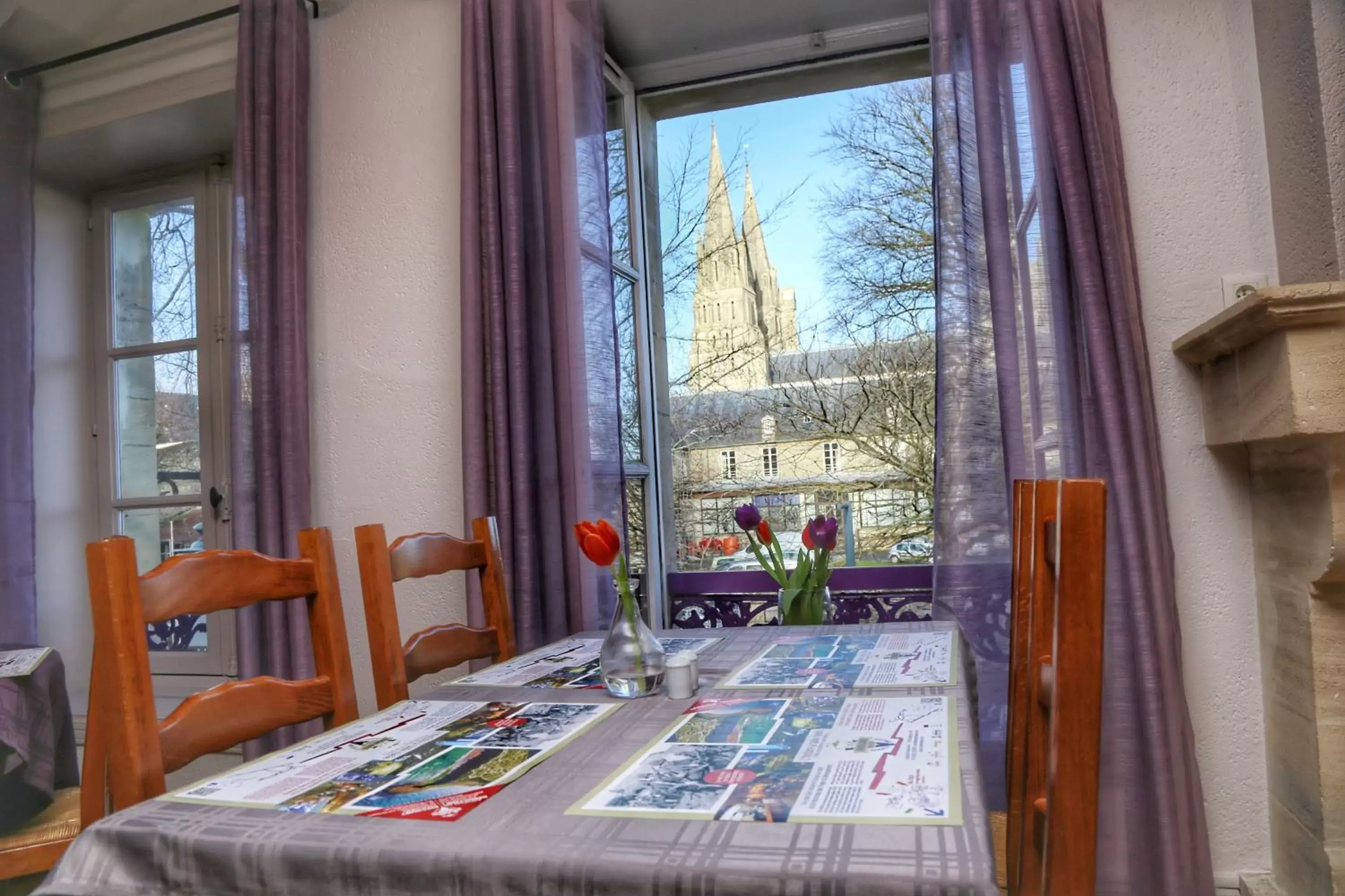 City view in Hôtel Le Bayeux