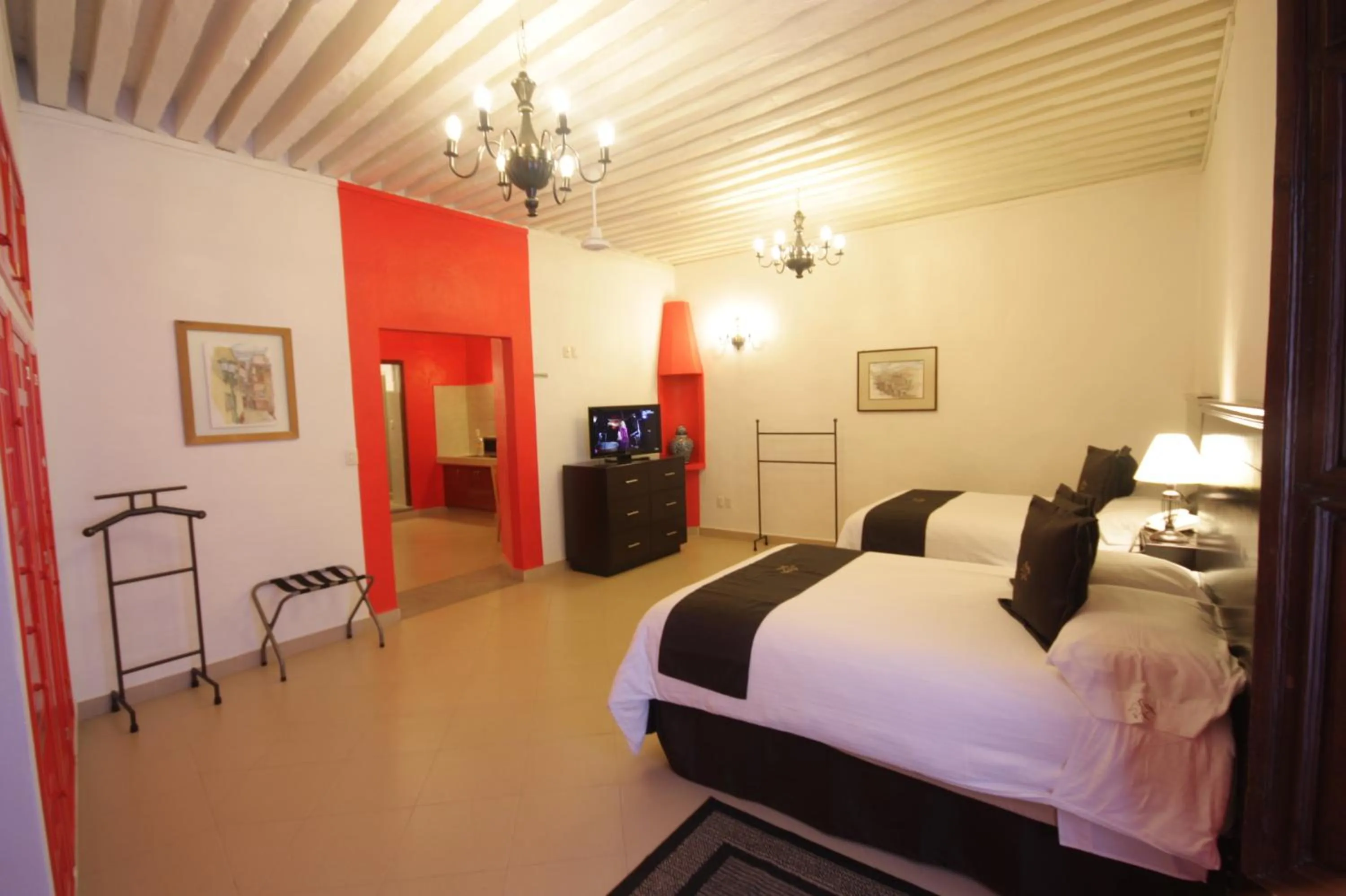 Bathroom, Bed in La Casona de Don Lucas