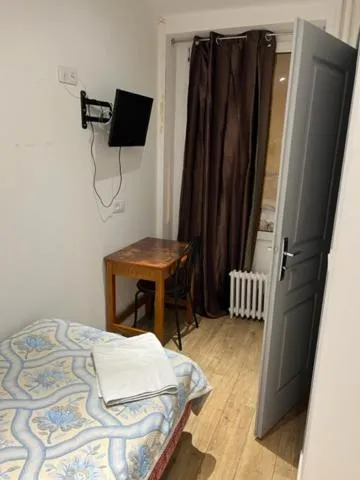 Bed in Hotel Luna Park