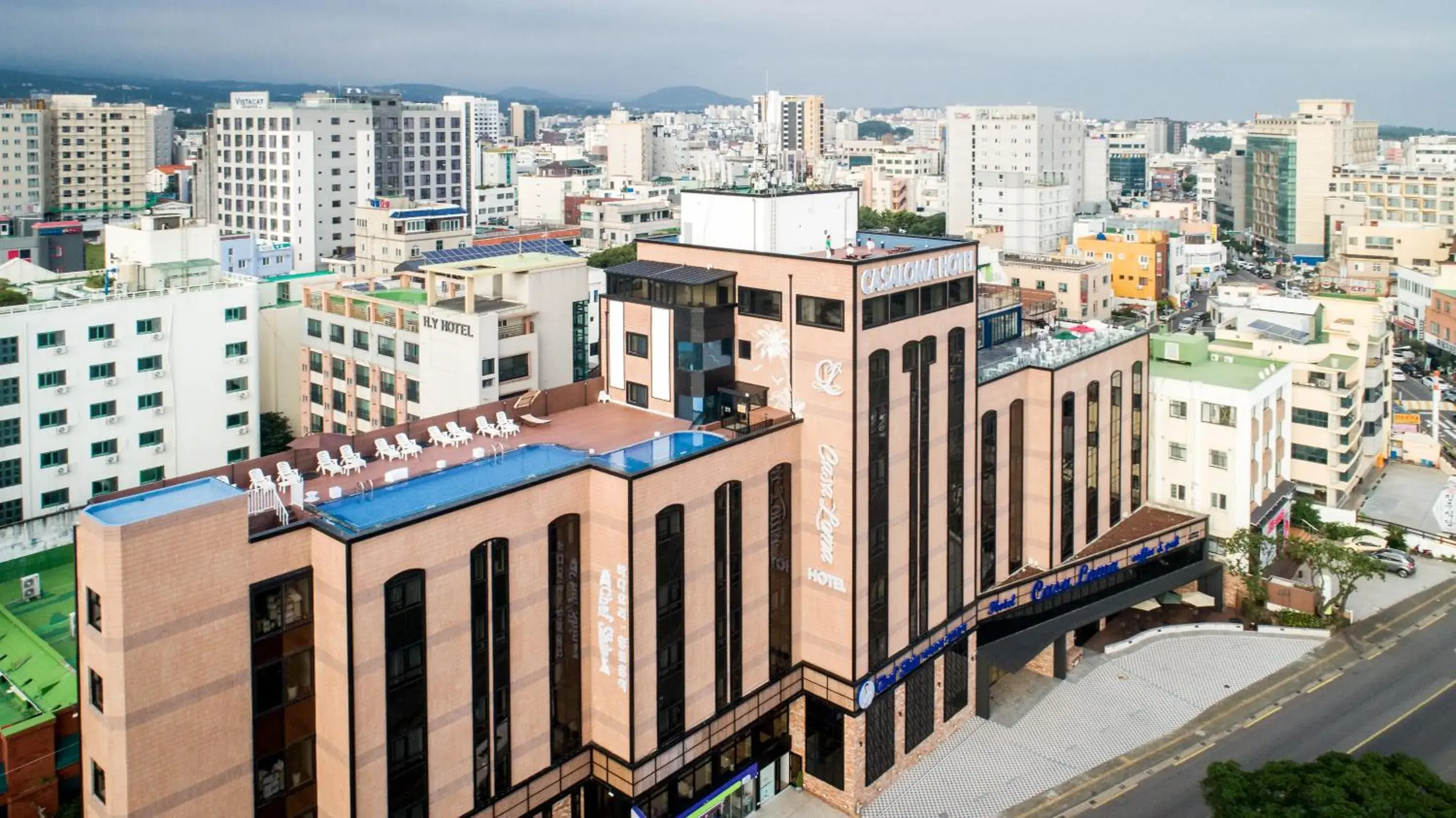 Property building in Casaloma Hotel Property building in Casaloma Hotel