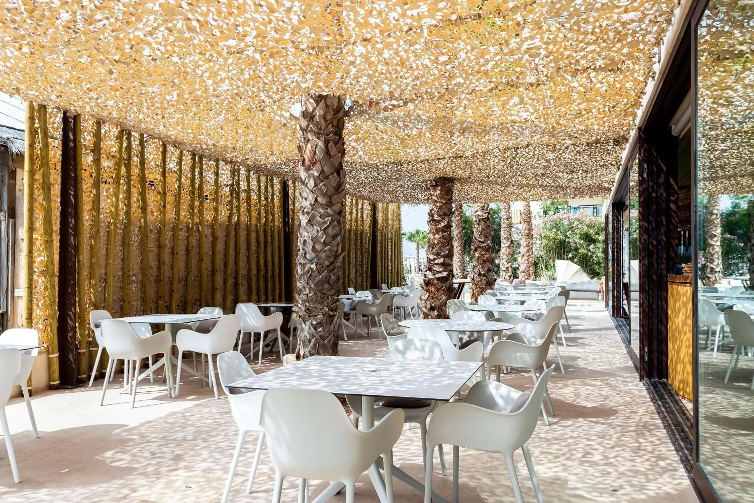 Restaurant/Places to Eat in Higuerón Hotel Curio Collection by Hilton