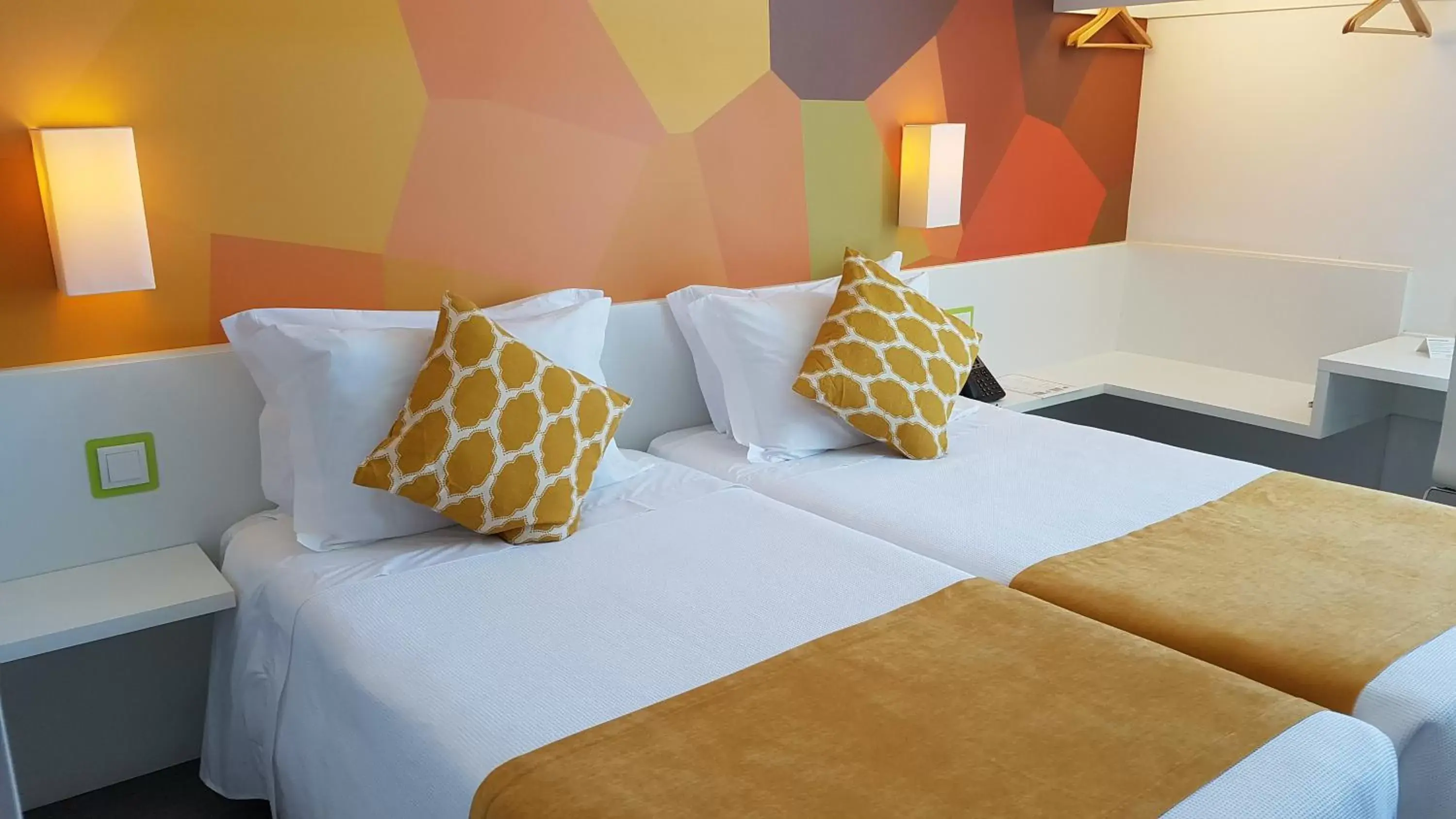 Bedroom, Bed in Hotel 3K Faro Aeroporto