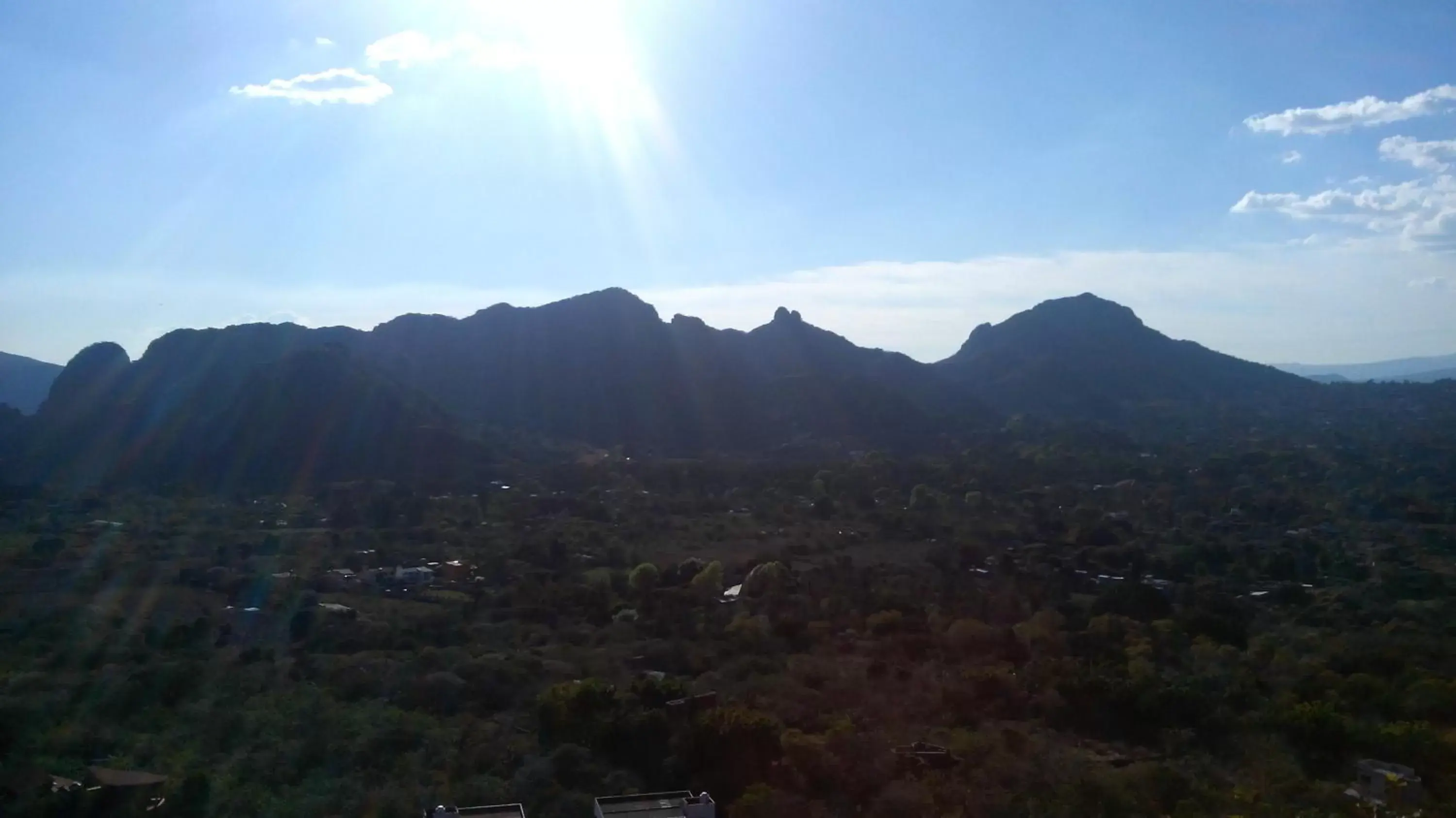 Nearby landmark, Mountain View in Hotel Valle Místico