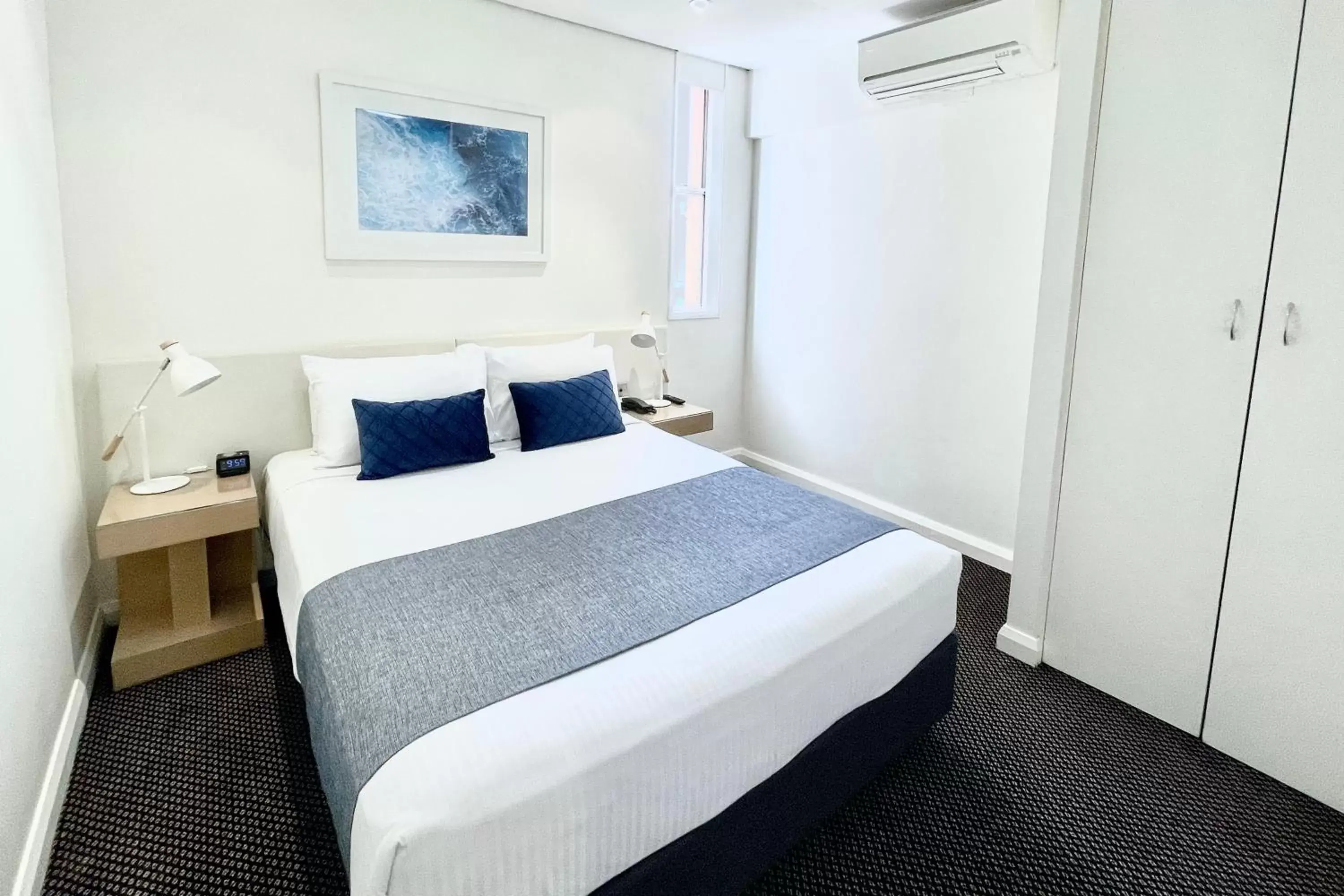 Bedroom, Bed in Coogee Sands Hotel & Apartments